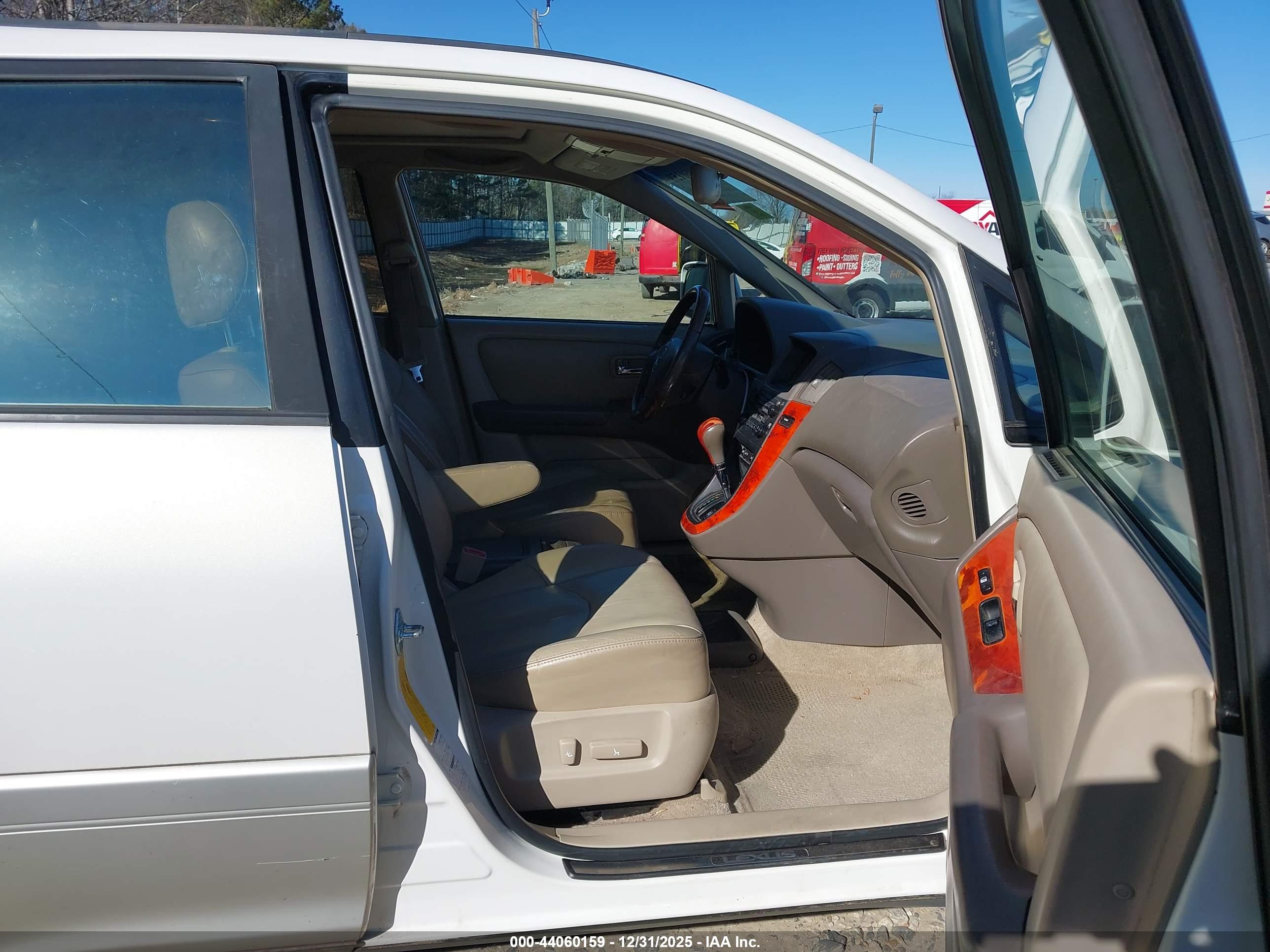 LEXUS RX image 5