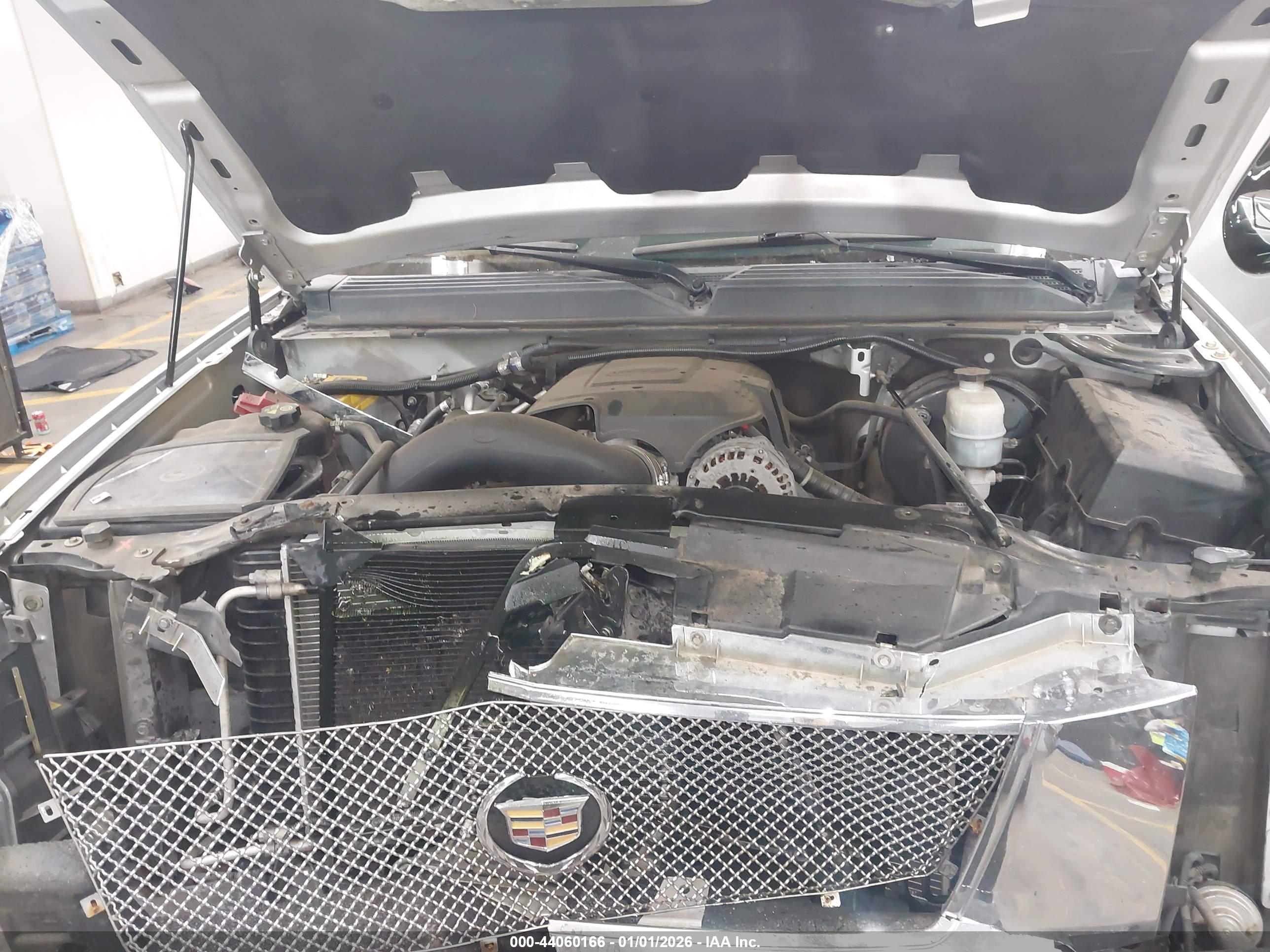 CADILLAC ESCALADE image 10
