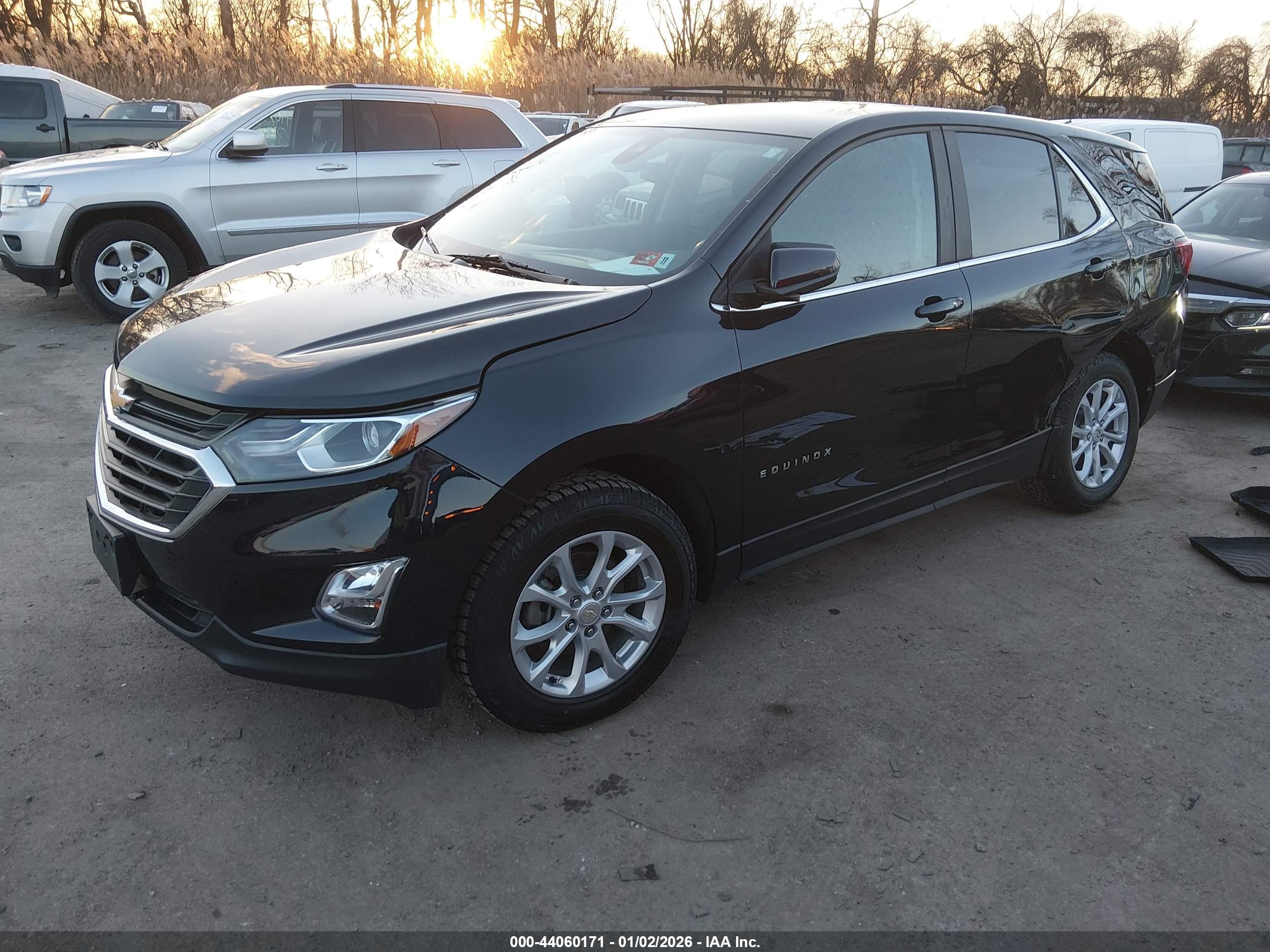 CHEVROLET EQUINOX image 2