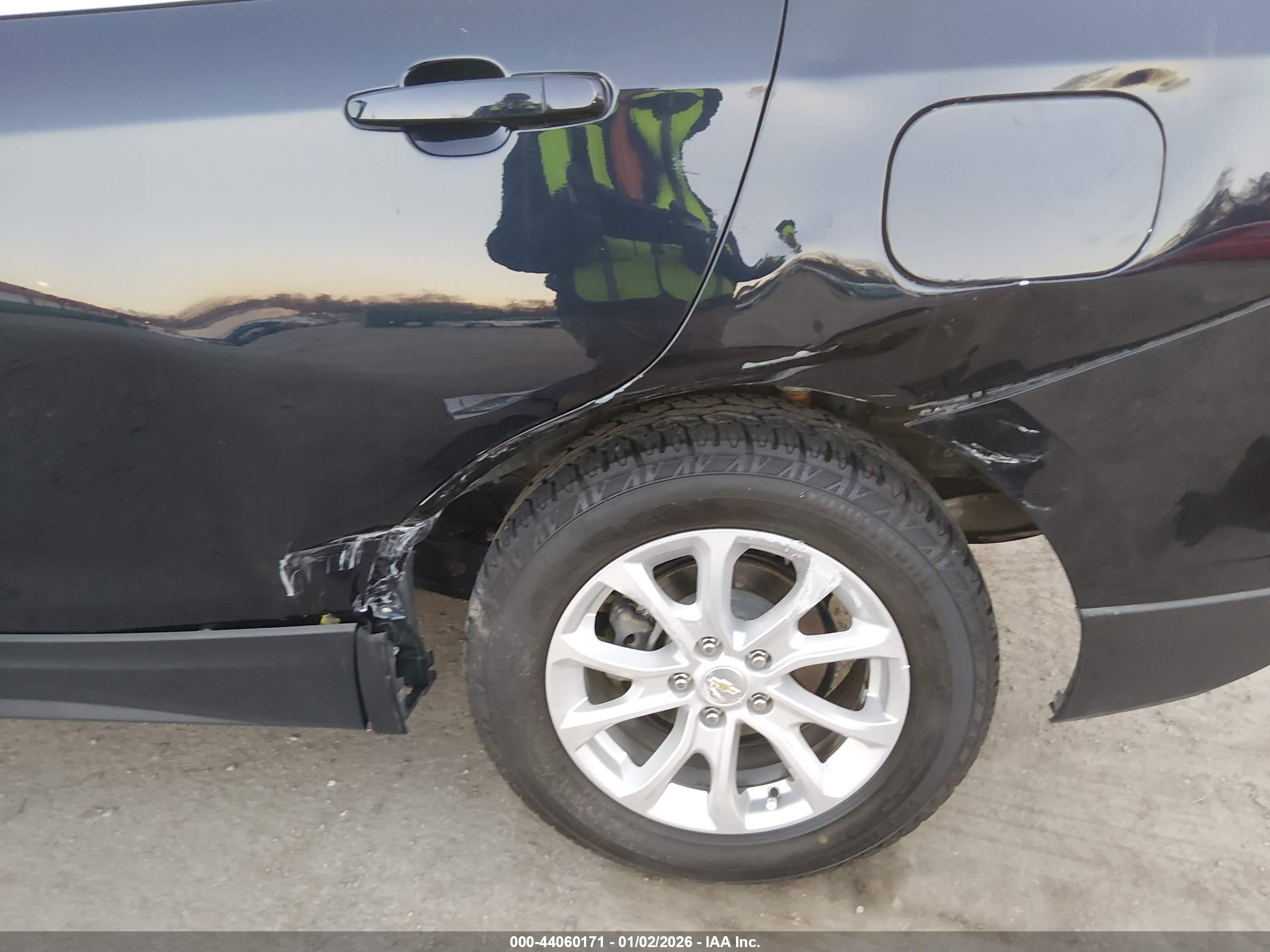 CHEVROLET EQUINOX image 6