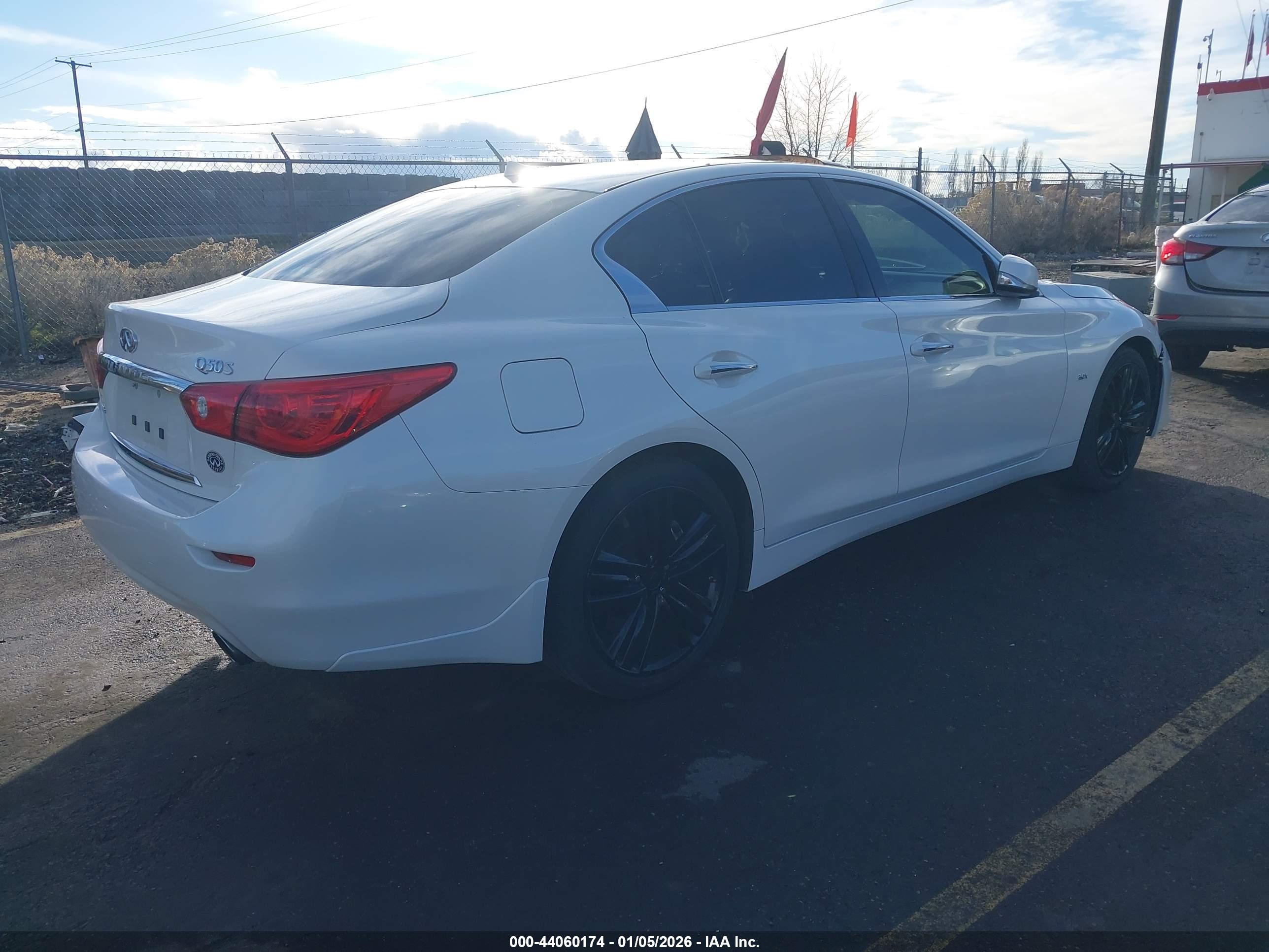 INFINITI Q50 image 4