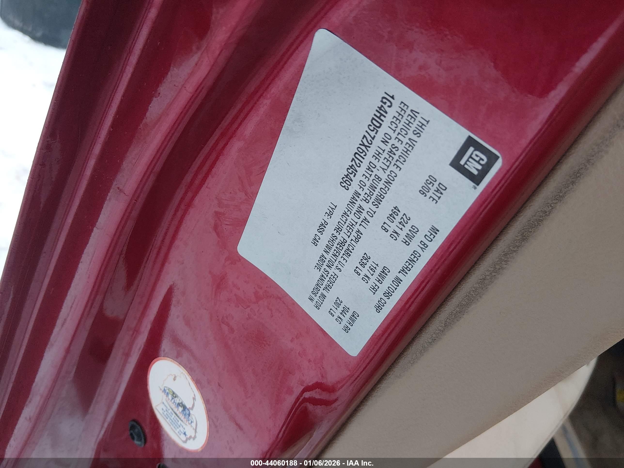 BUICK LUCERNE image 9