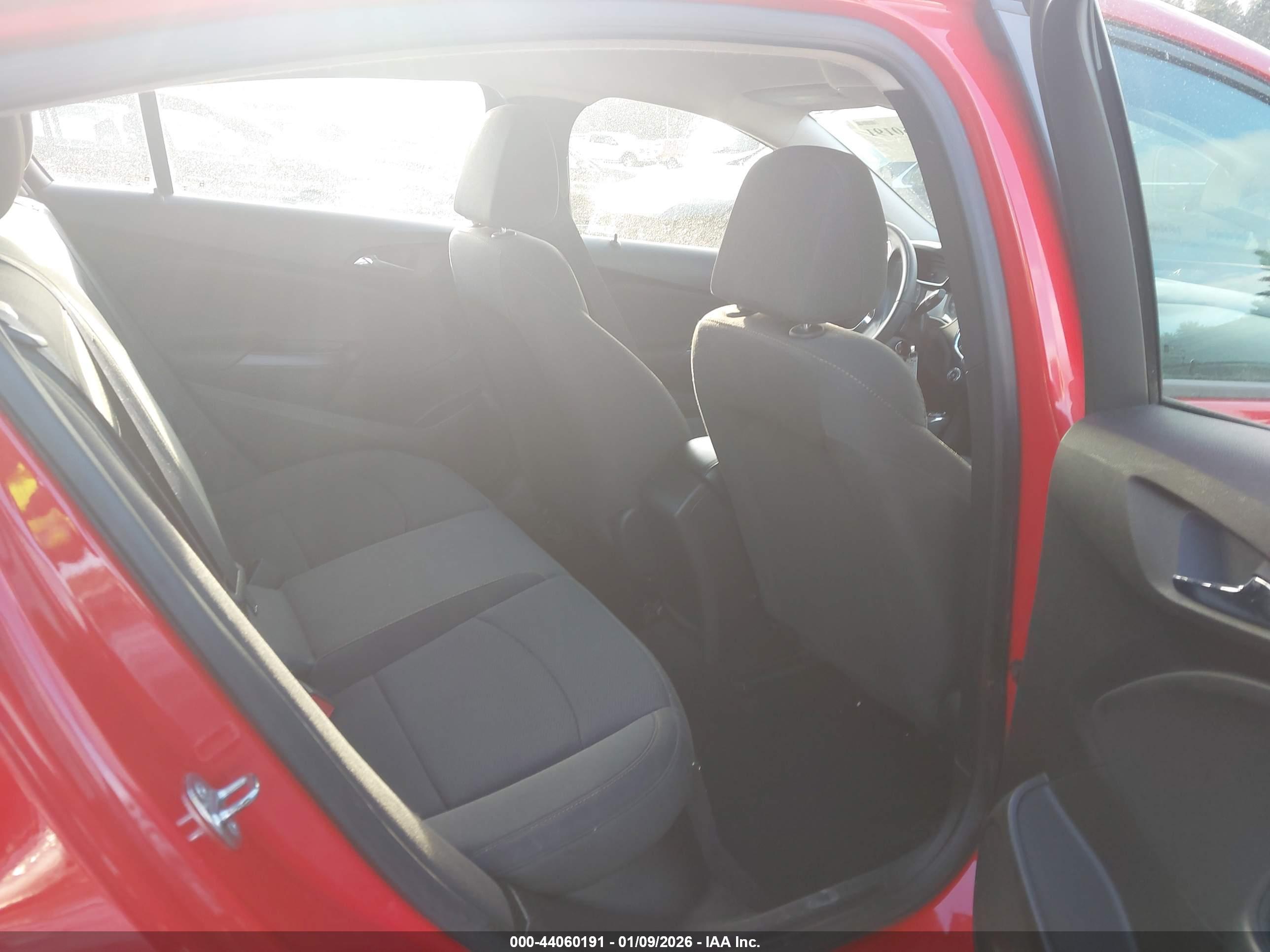 CHEVROLET CRUZE image 8
