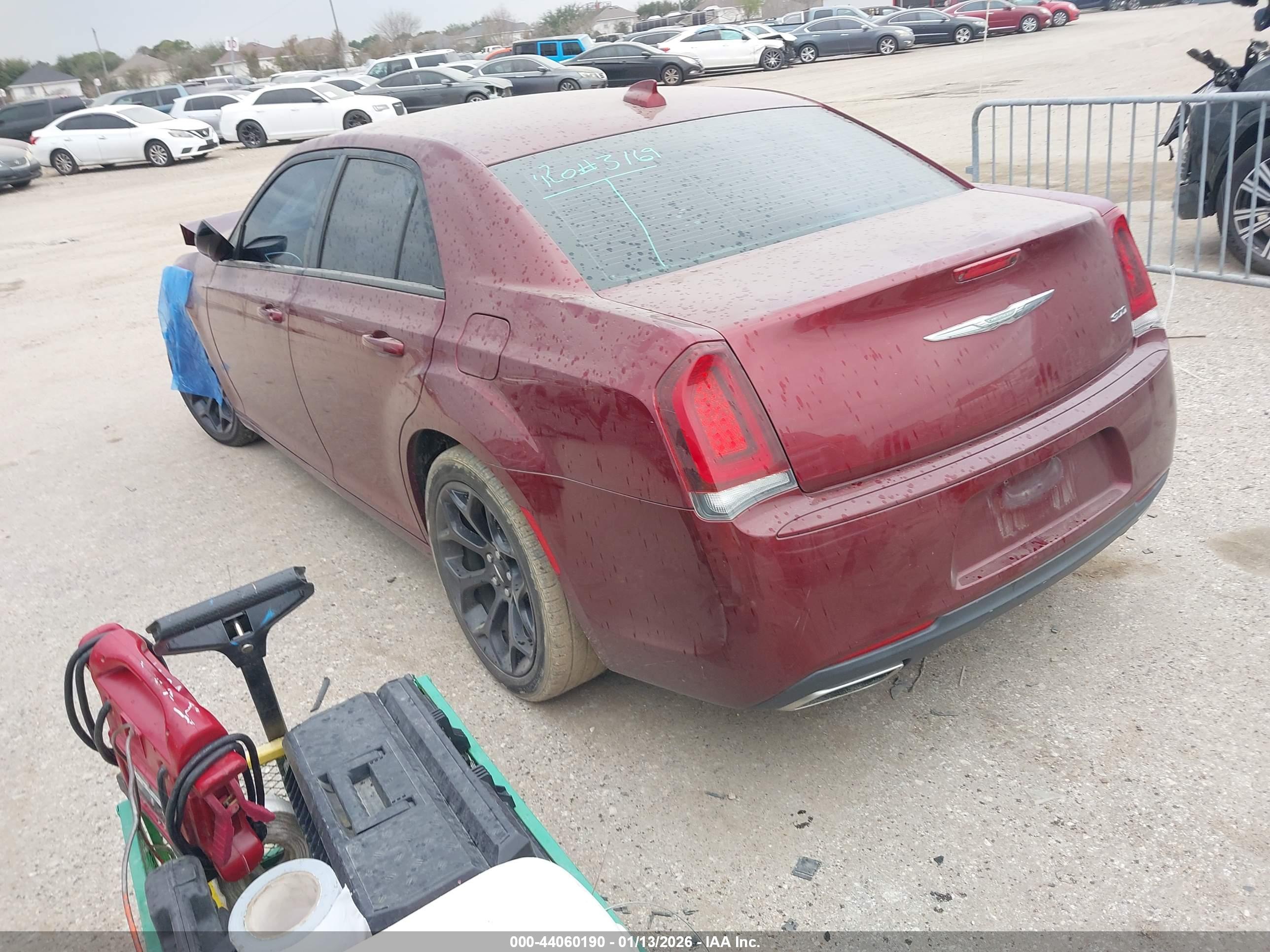 CHRYSLER 300 image 3