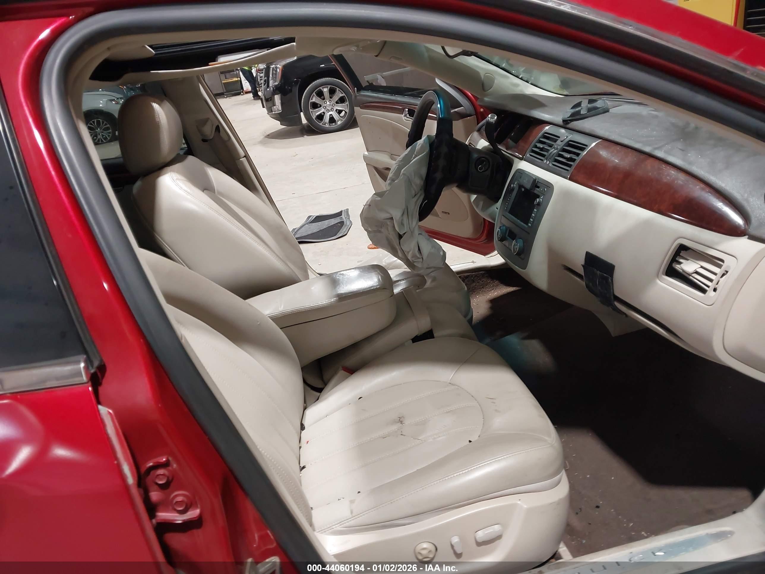 BUICK LUCERNE image 5