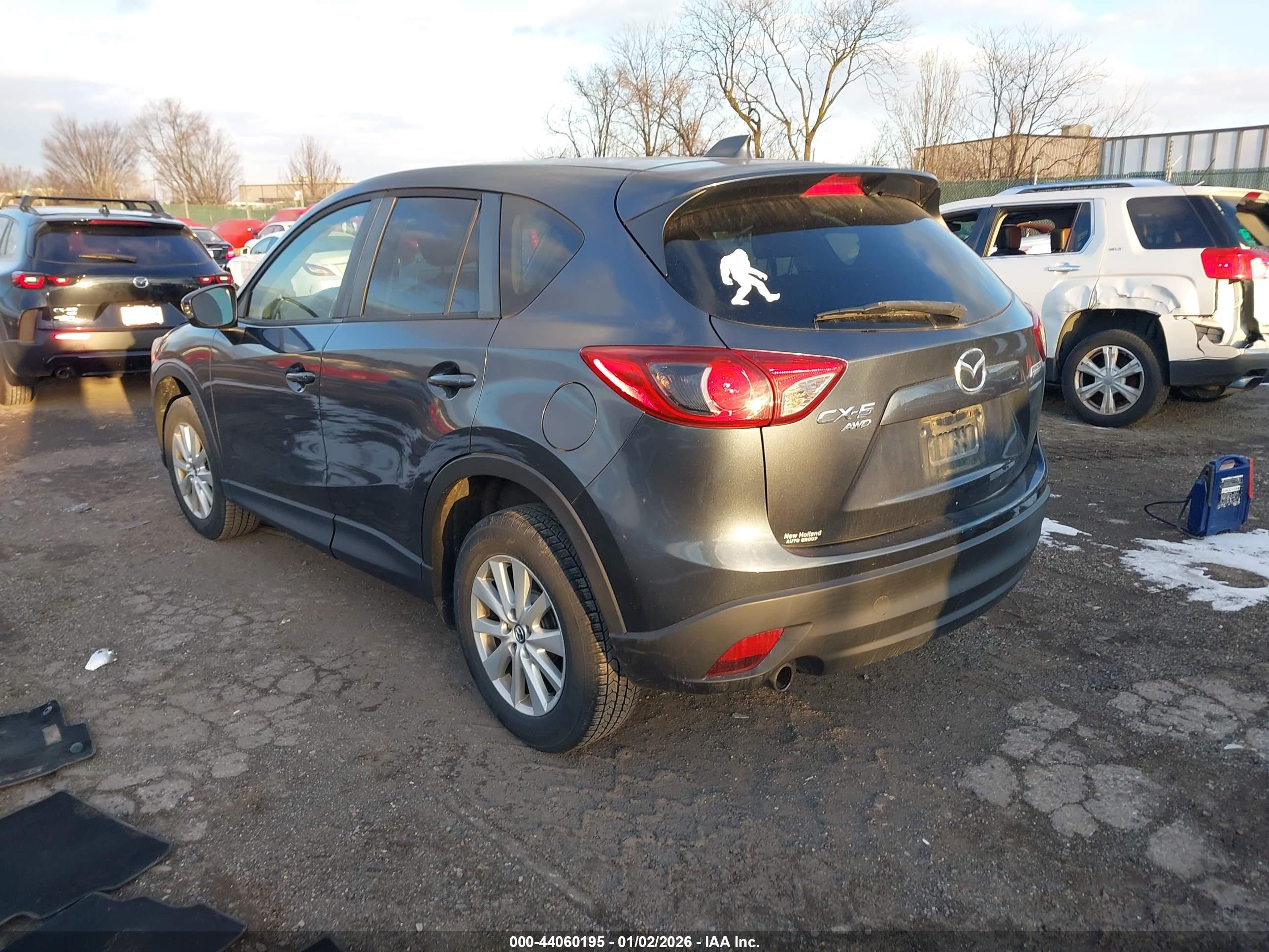 MAZDA CX-5 image 3
