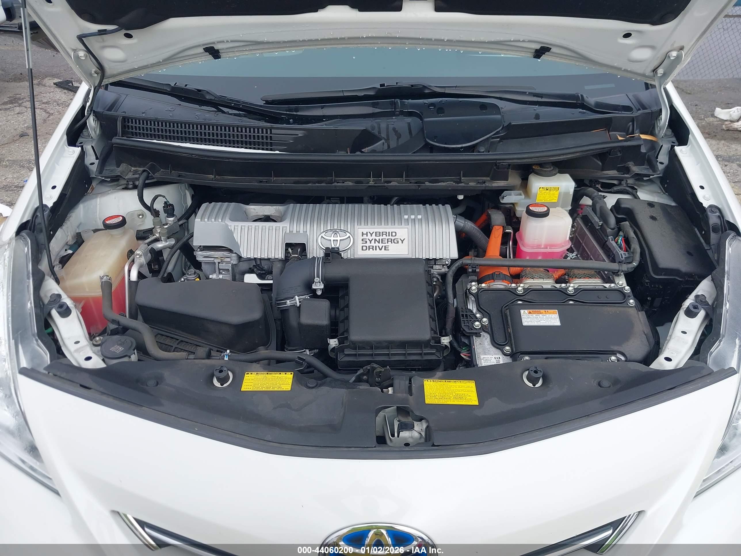 TOYOTA PRIUS image 10