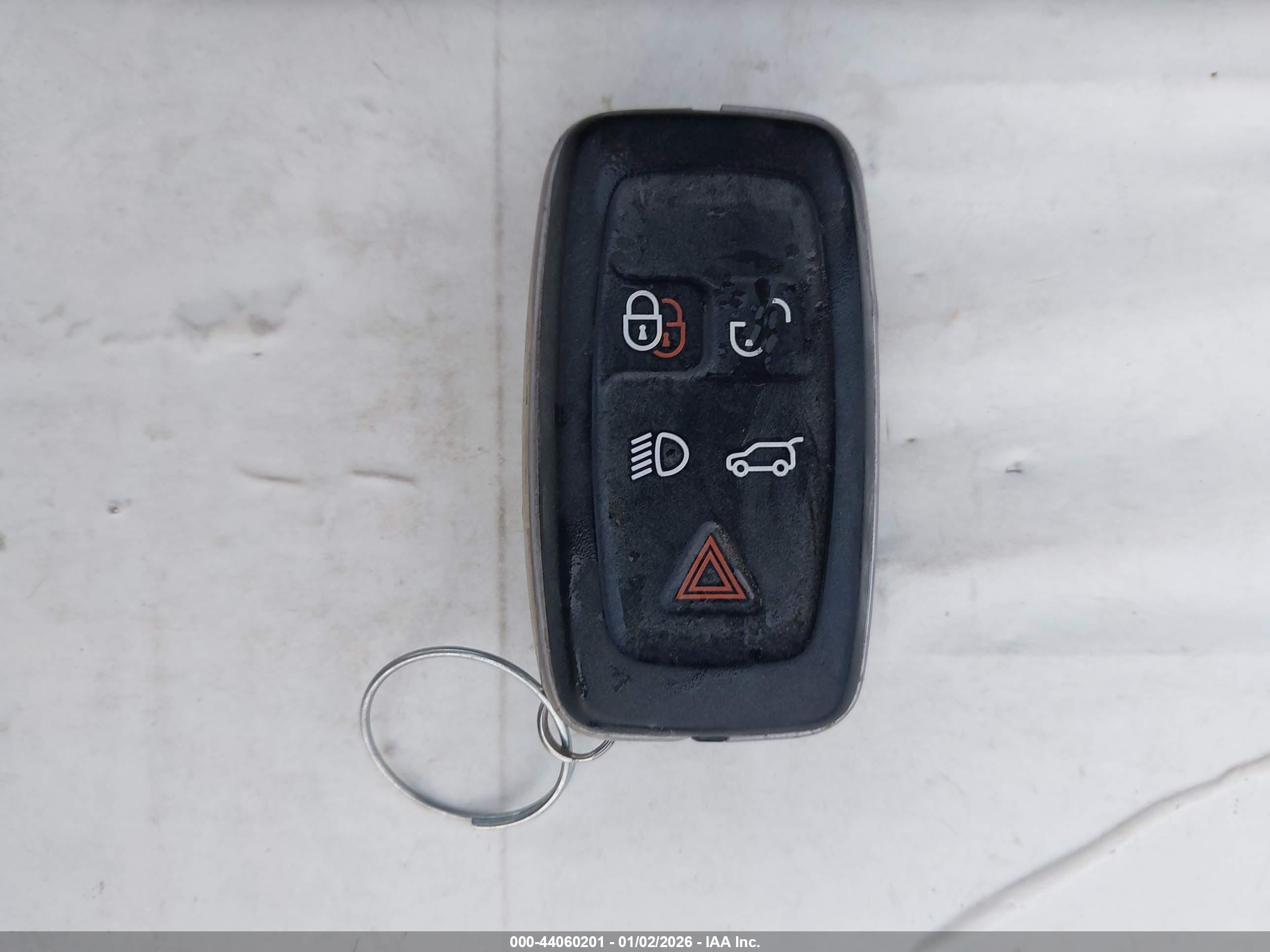 LAND ROVER image 11