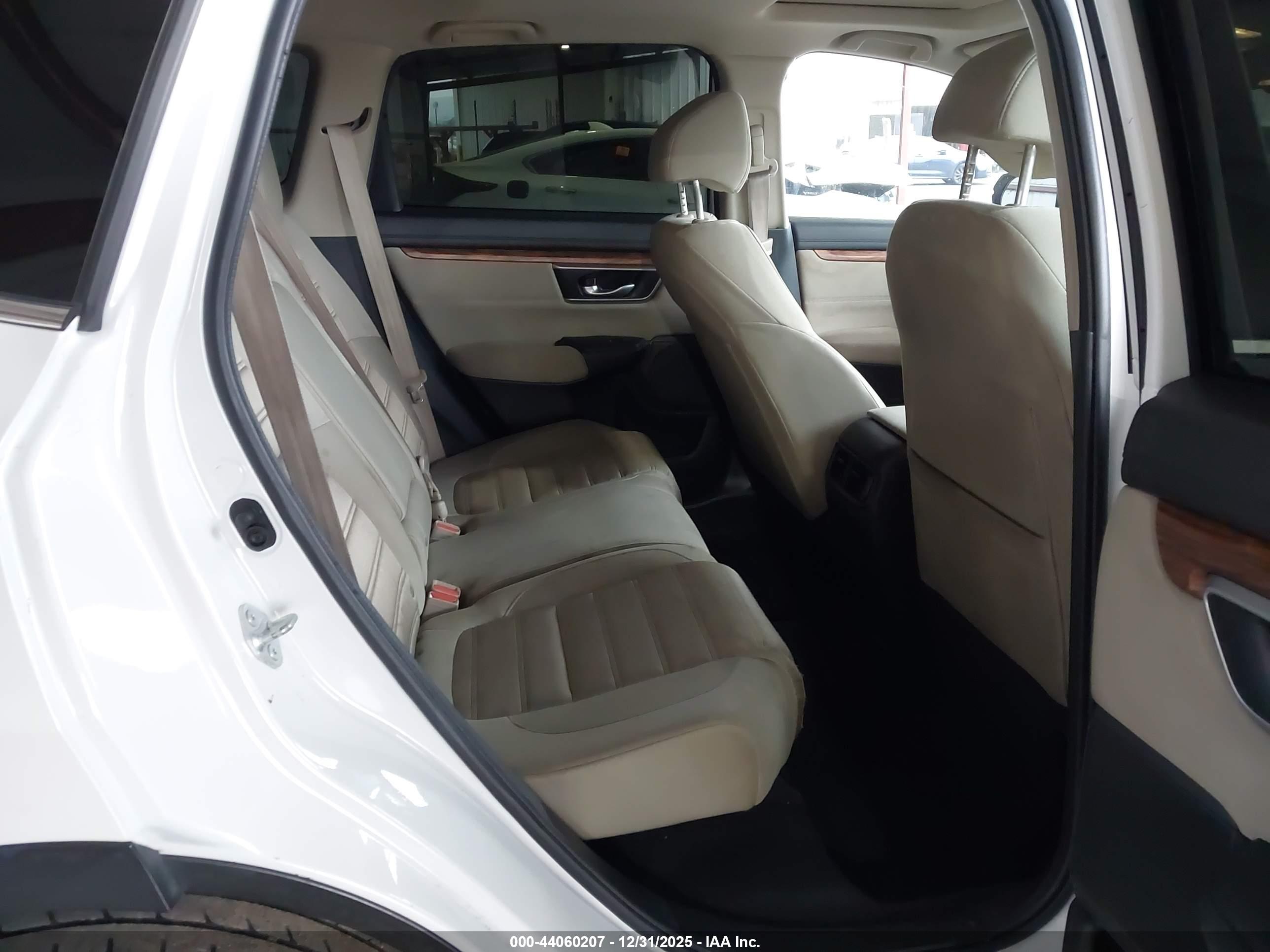 HONDA CR-V image 8