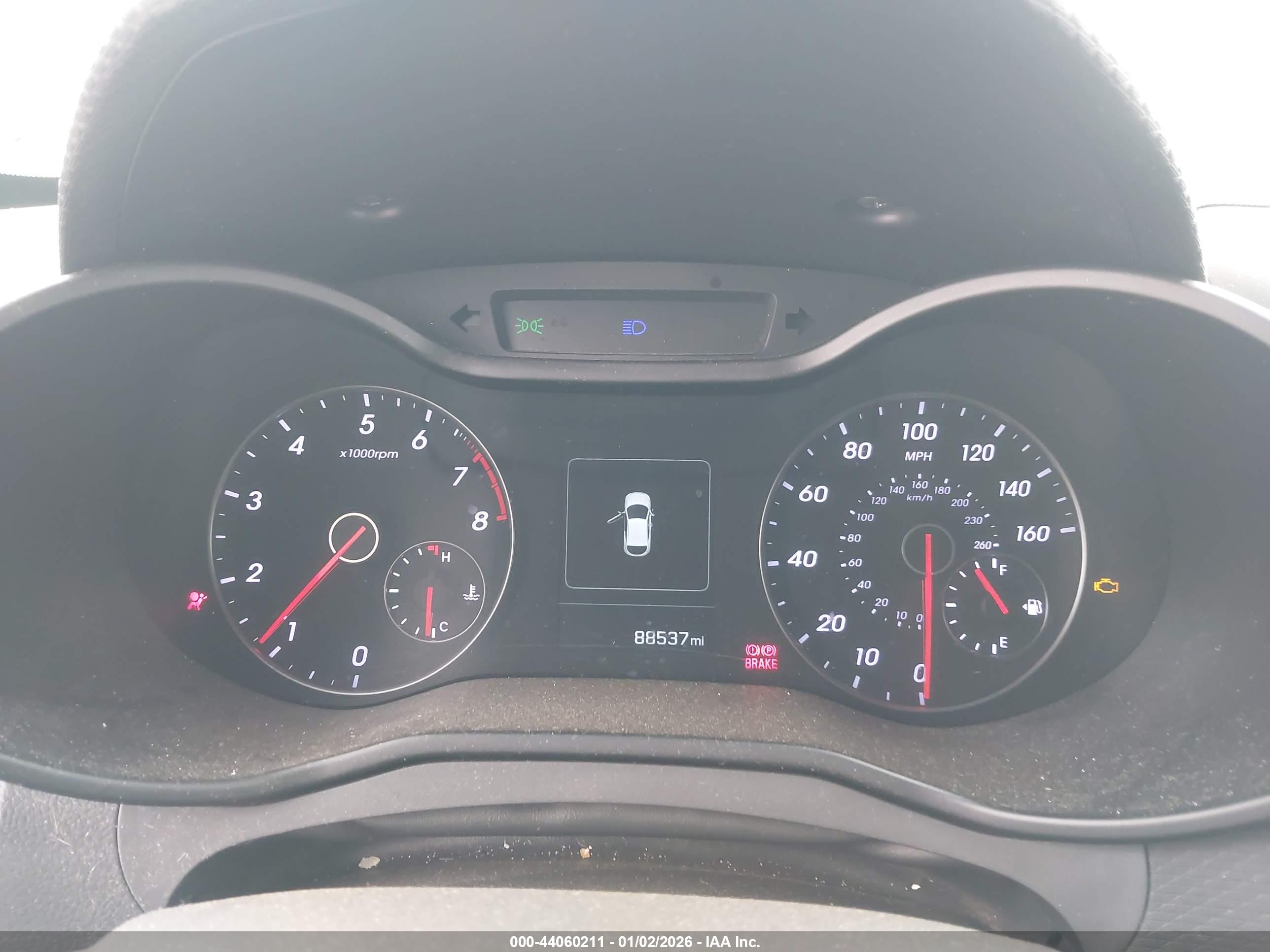 HYUNDAI VELOSTER image 7