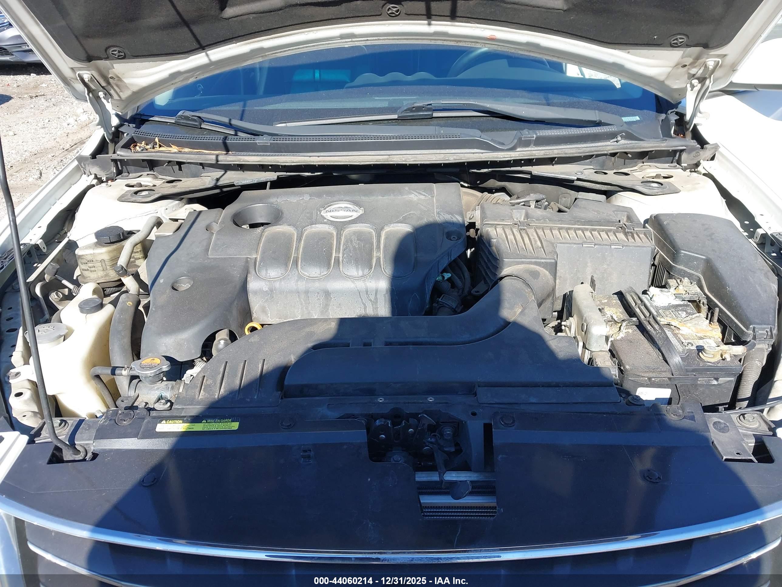 NISSAN ALTIMA image 10