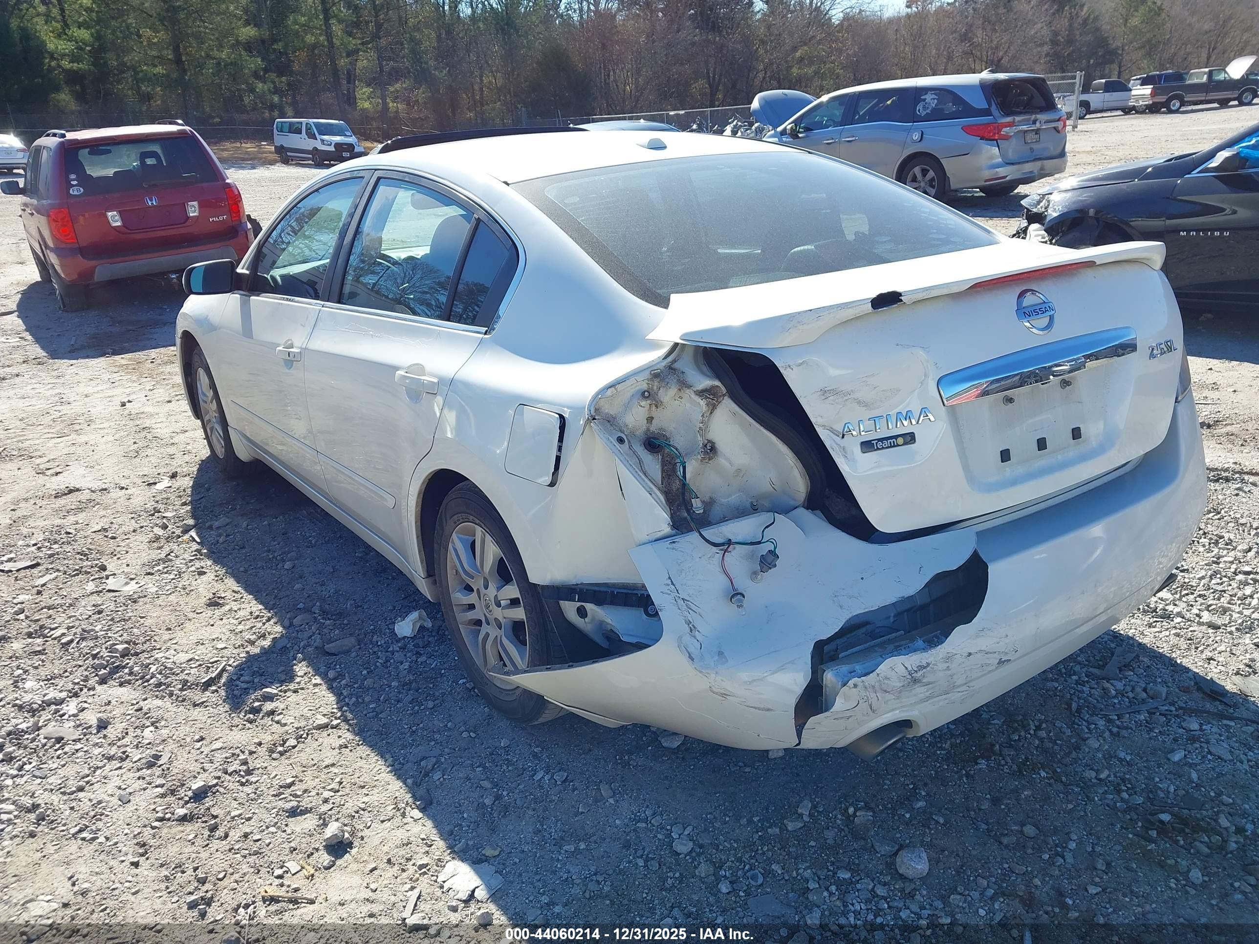 NISSAN ALTIMA image 3