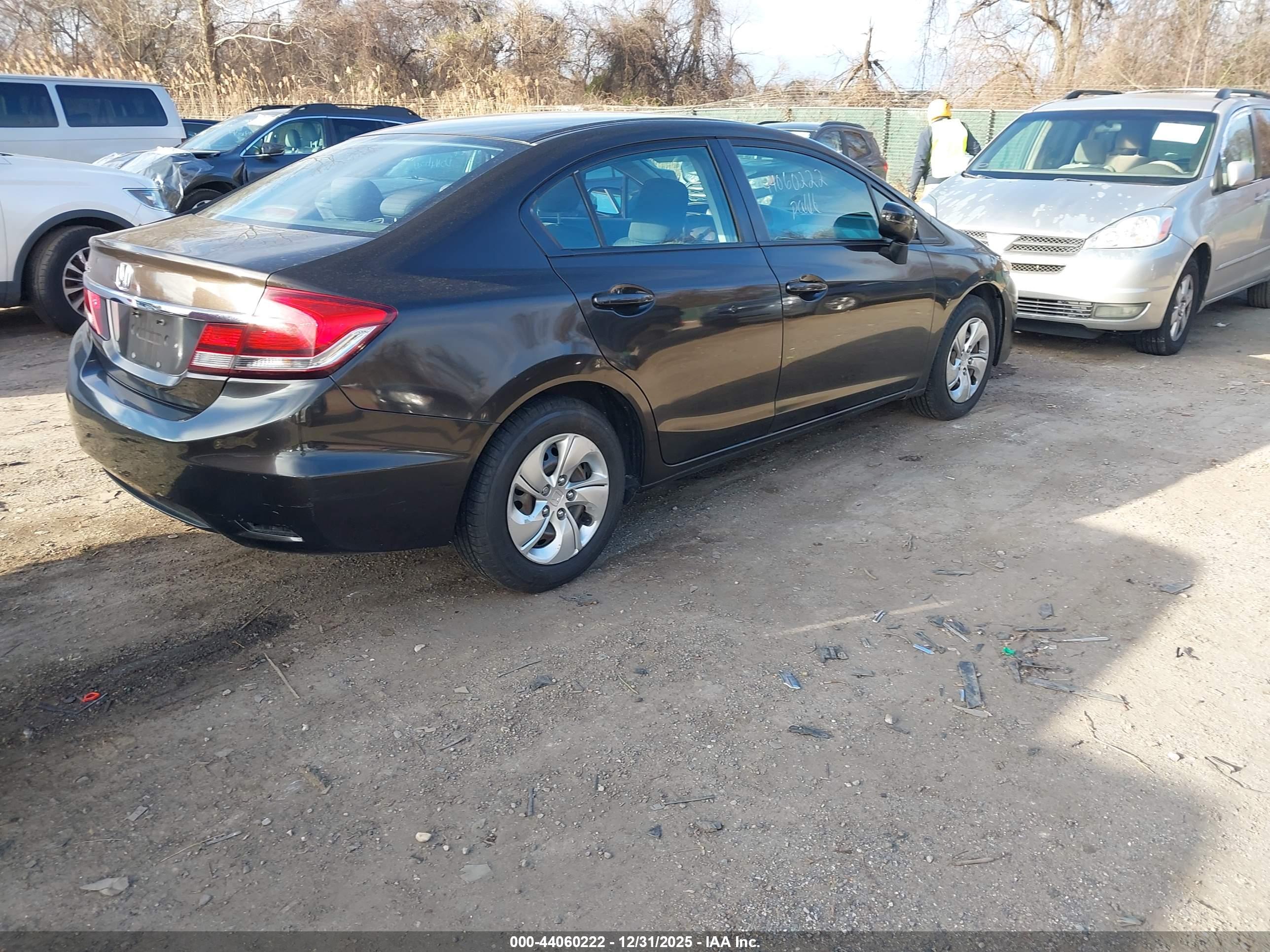 HONDA CIVIC image 4