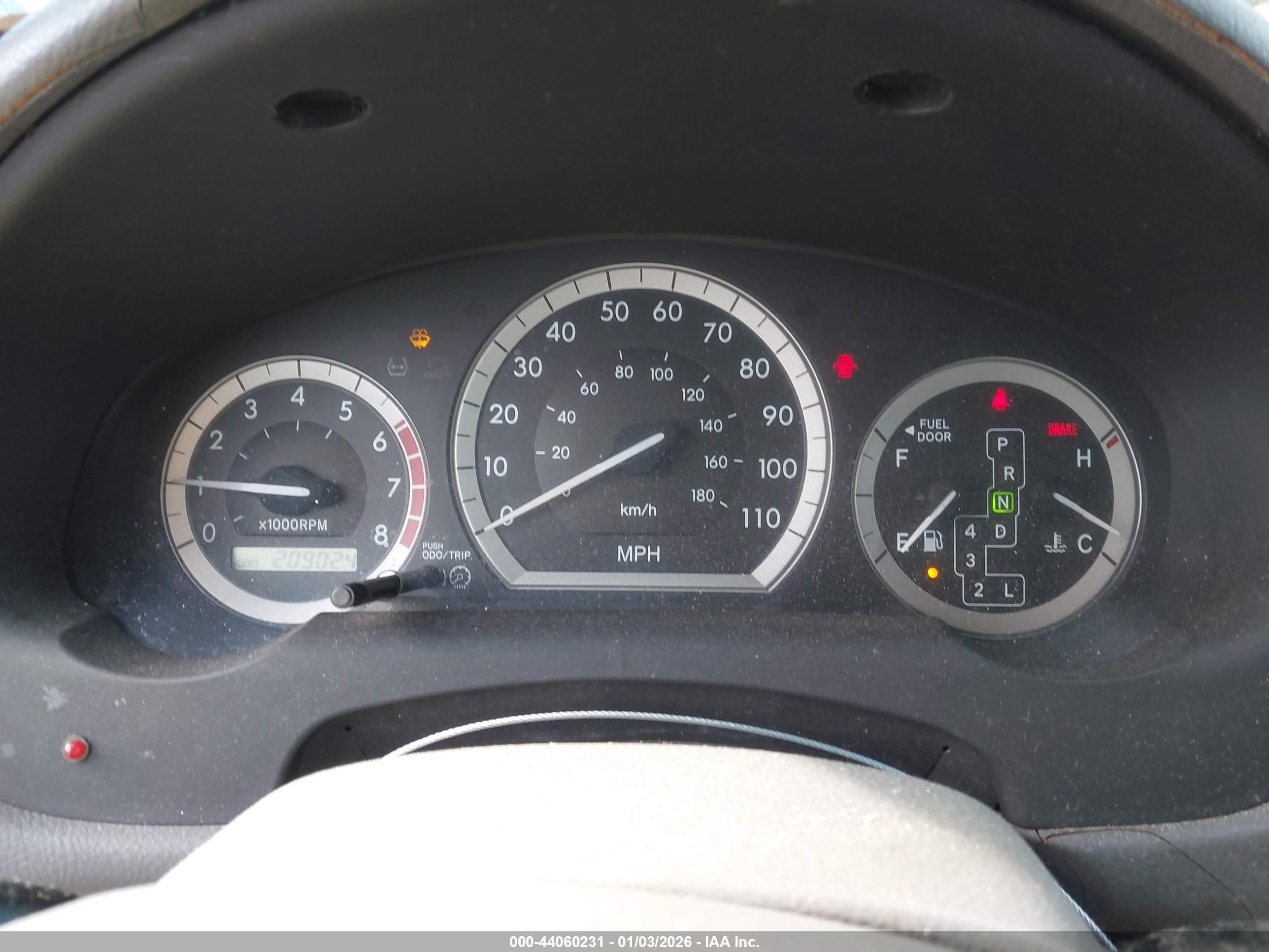 TOYOTA SIENNA image 7