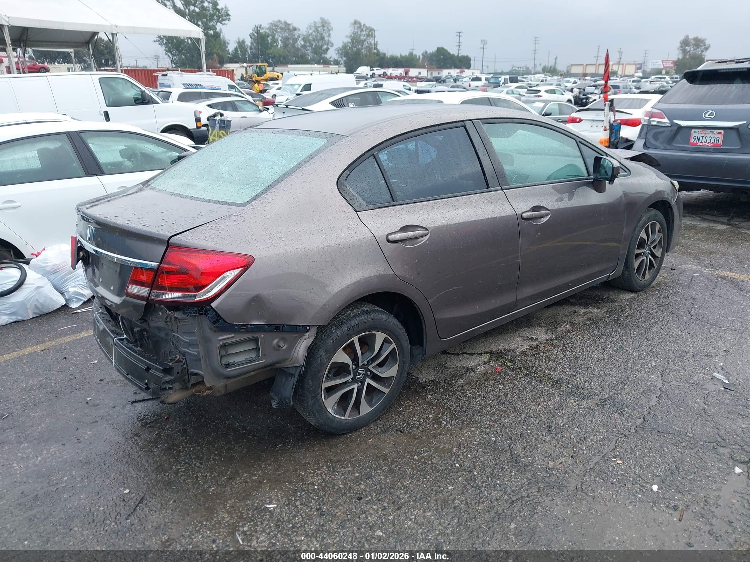 HONDA CIVIC image 4