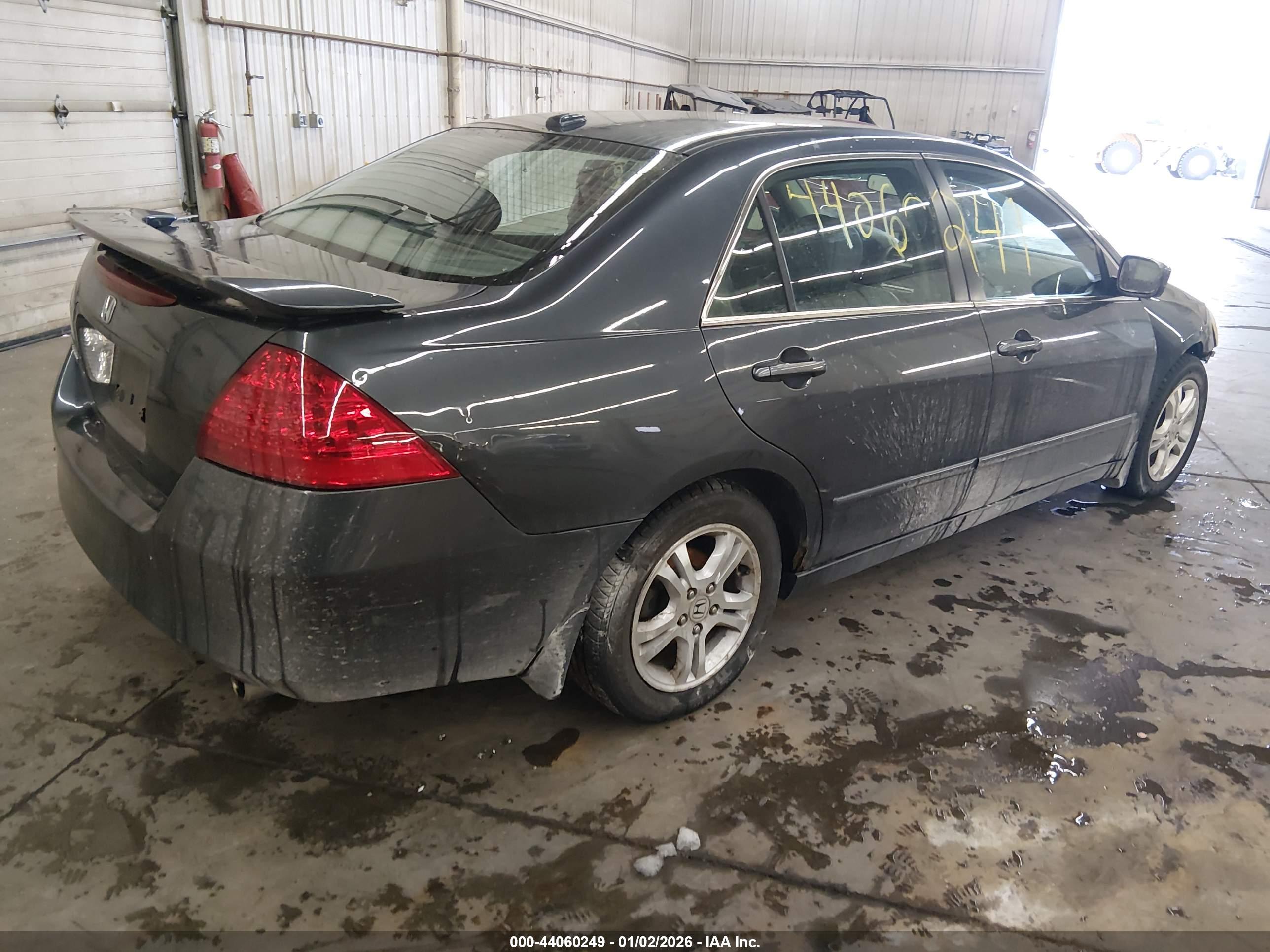 HONDA ACCORD image 4