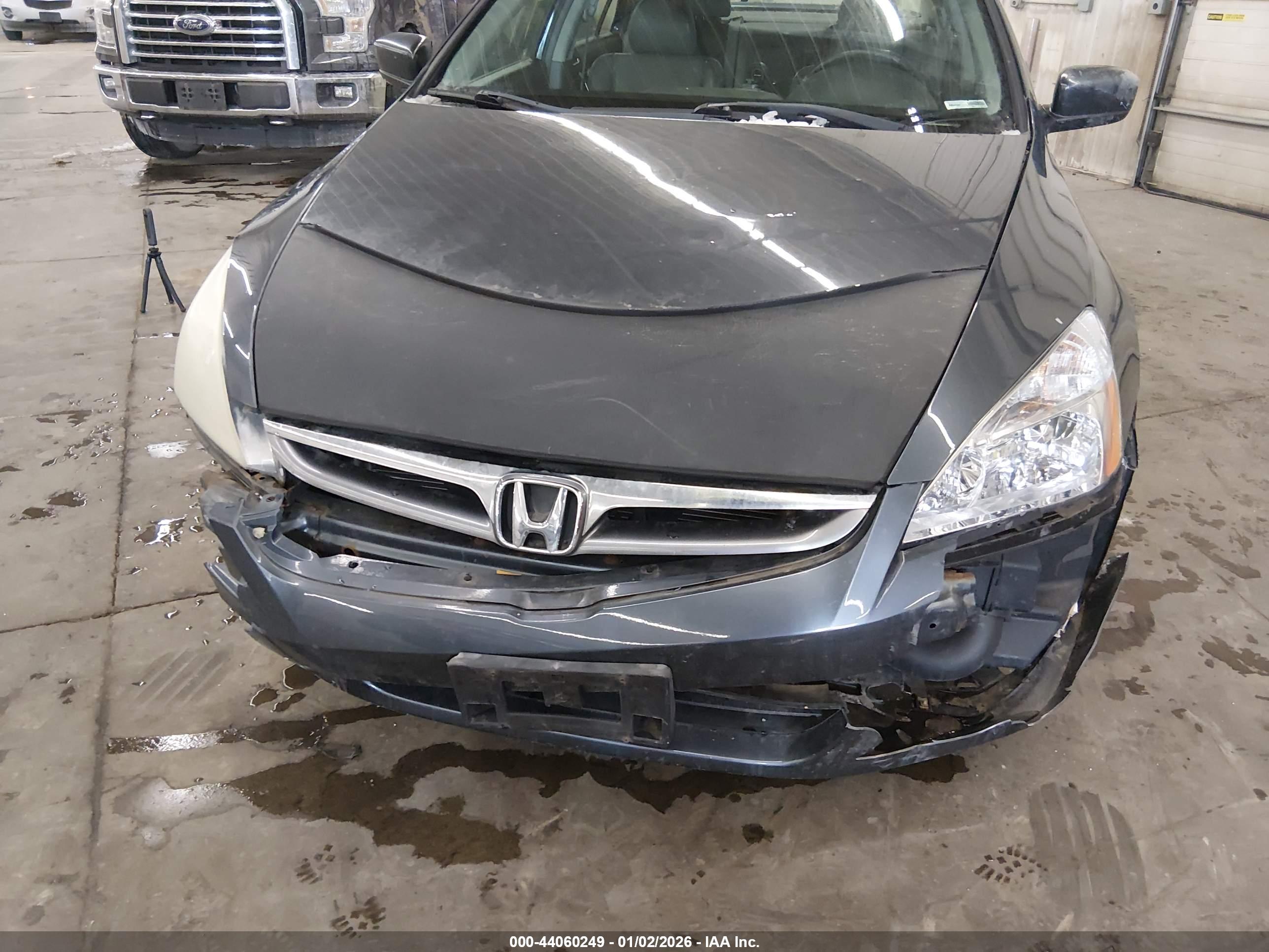 HONDA ACCORD image 6