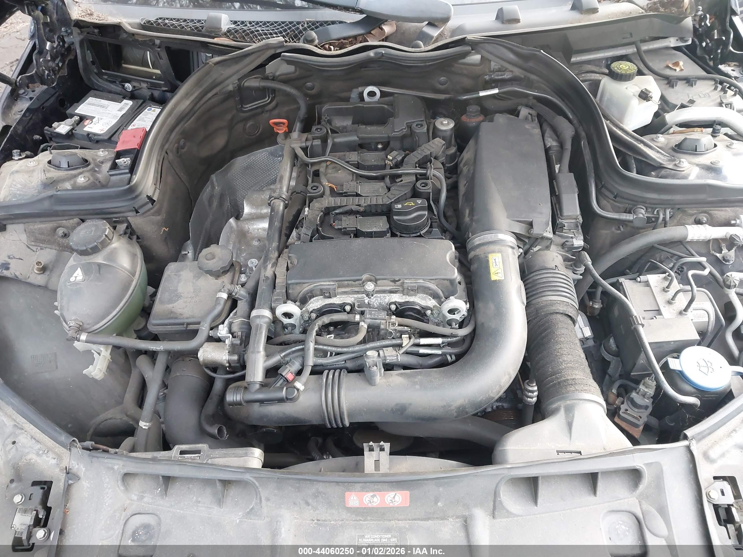MERCEDES-BENZ C-CLASS image 10