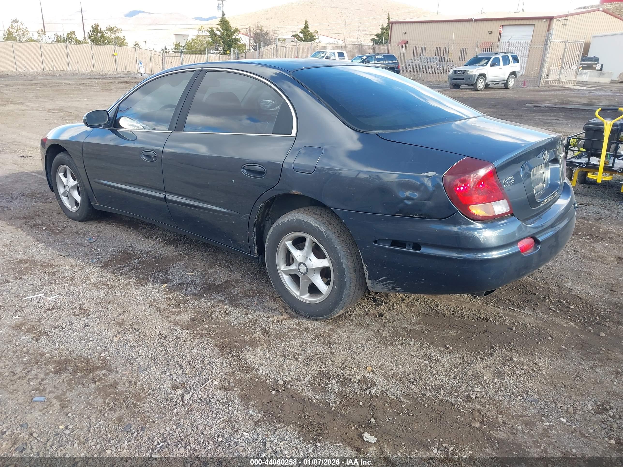 OLDSMOBILE AURORA image 3