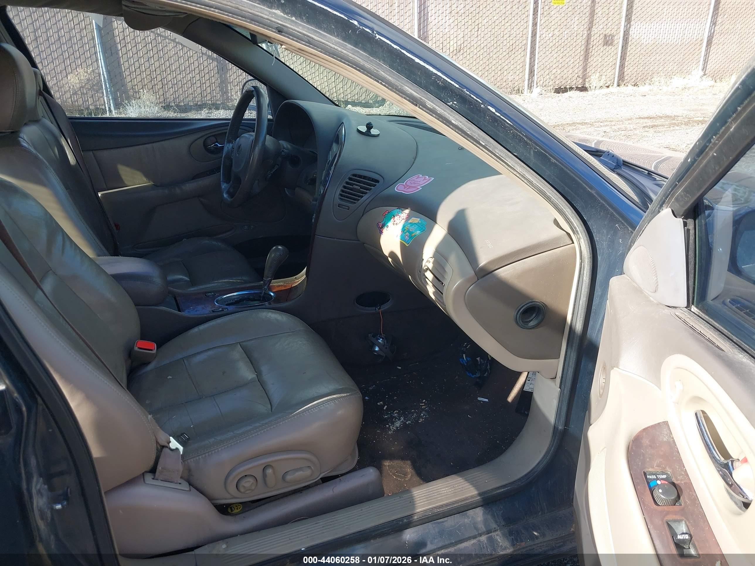 OLDSMOBILE AURORA image 5