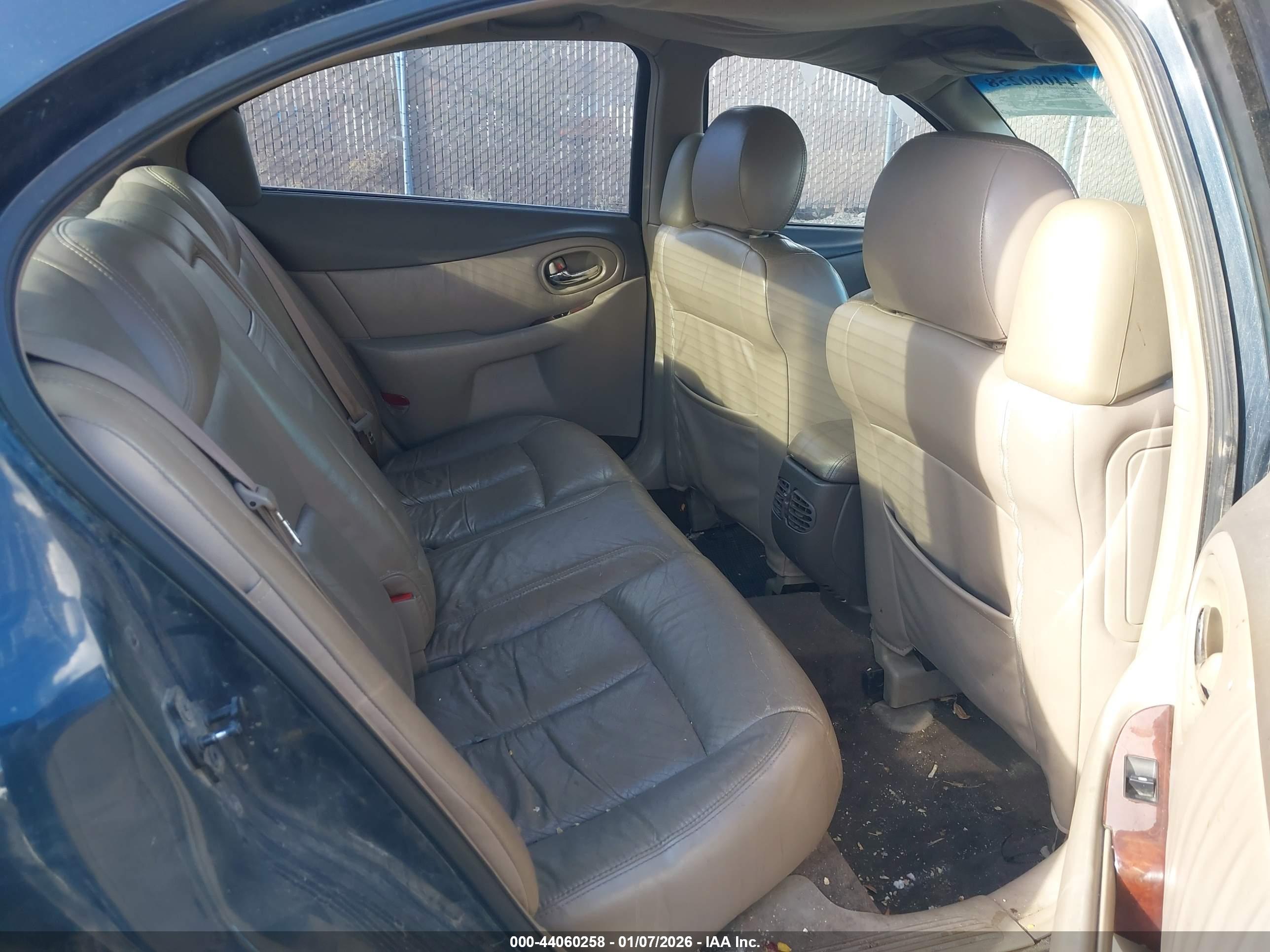 OLDSMOBILE AURORA image 8