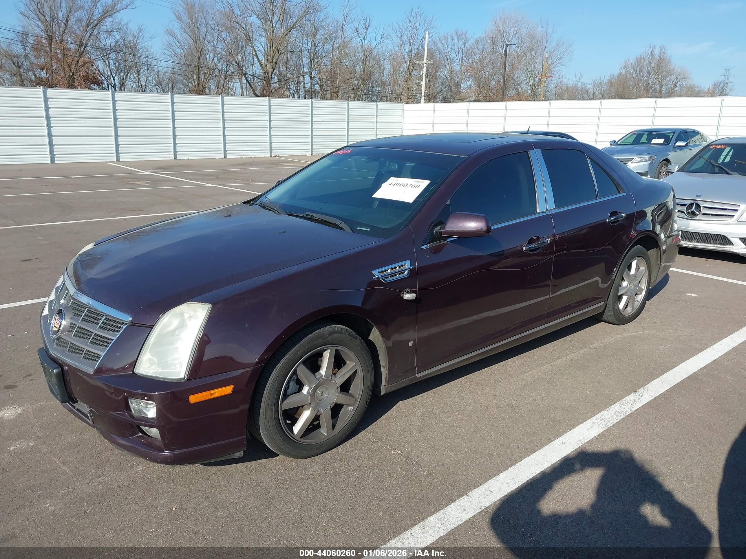 CADILLAC STS image 2