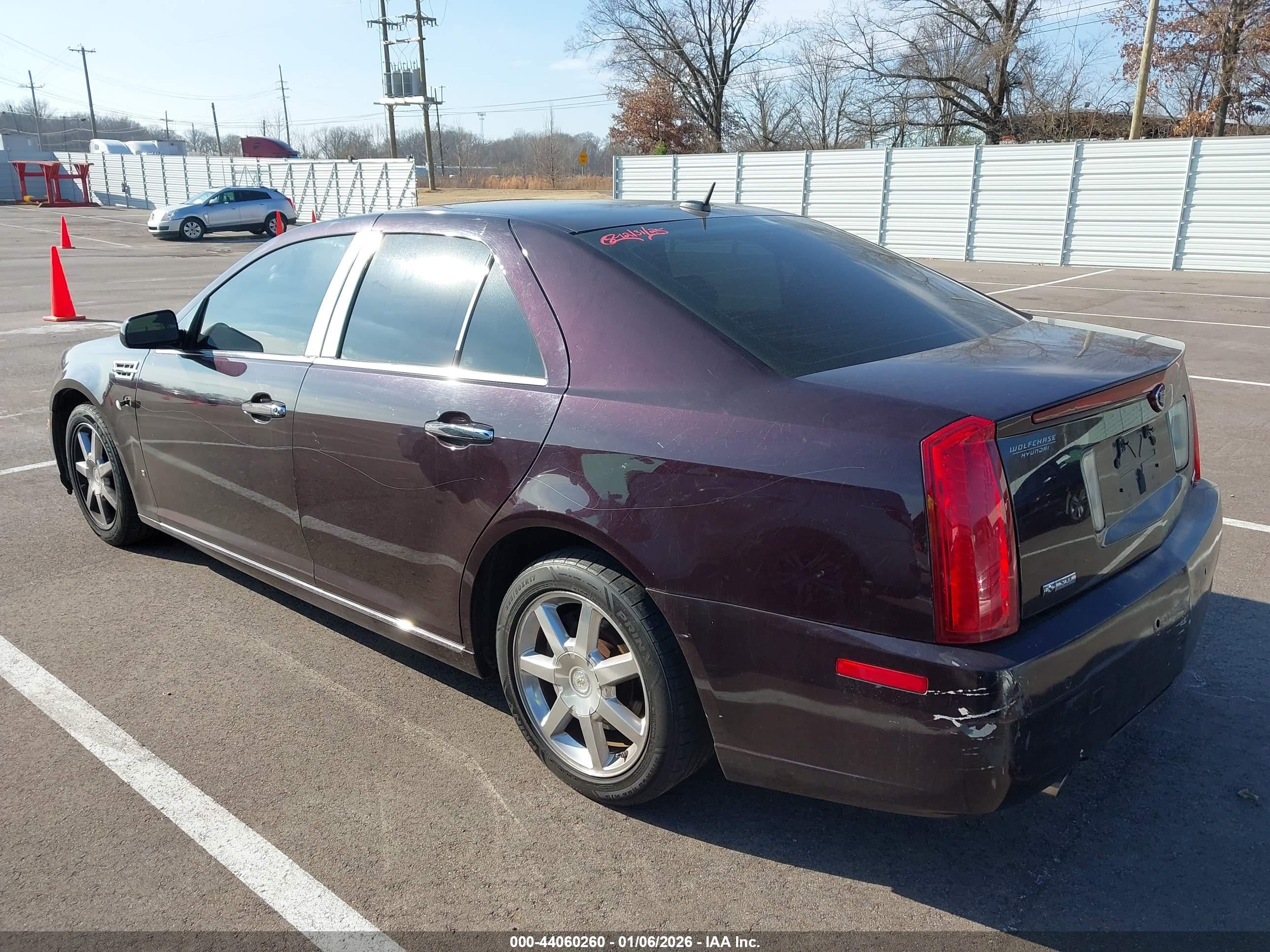 CADILLAC STS image 3