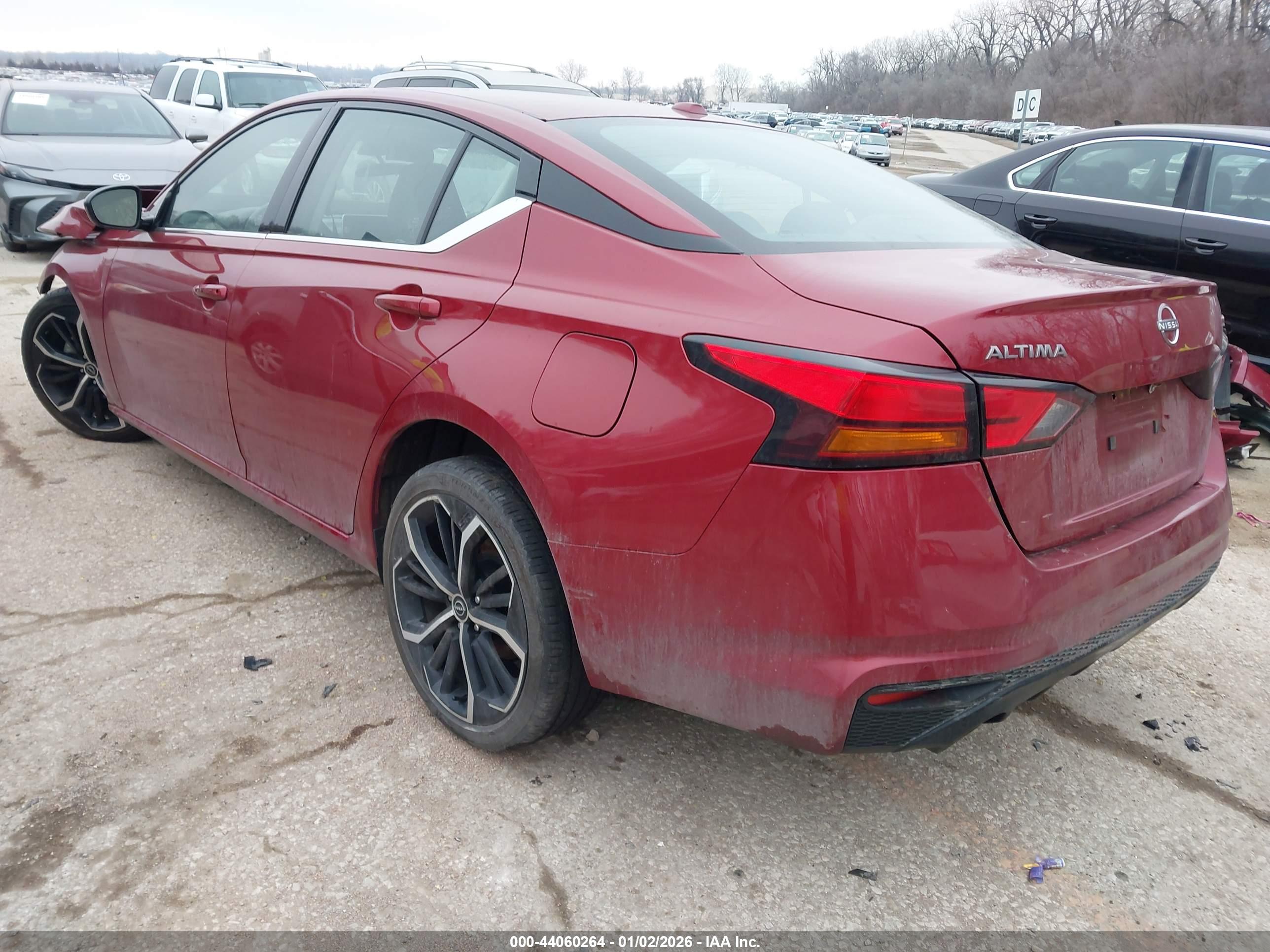 NISSAN ALTIMA image 3