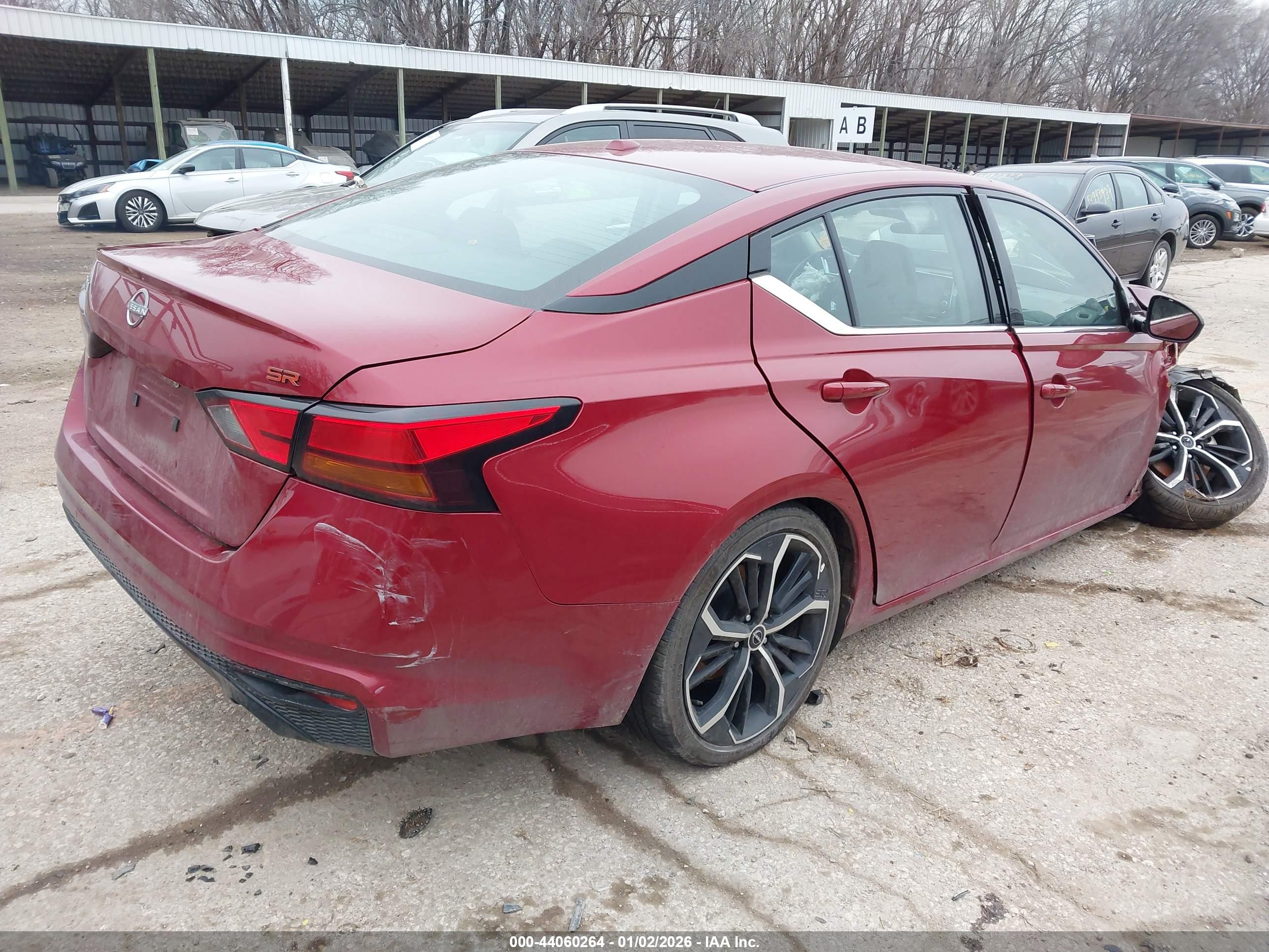 NISSAN ALTIMA image 4