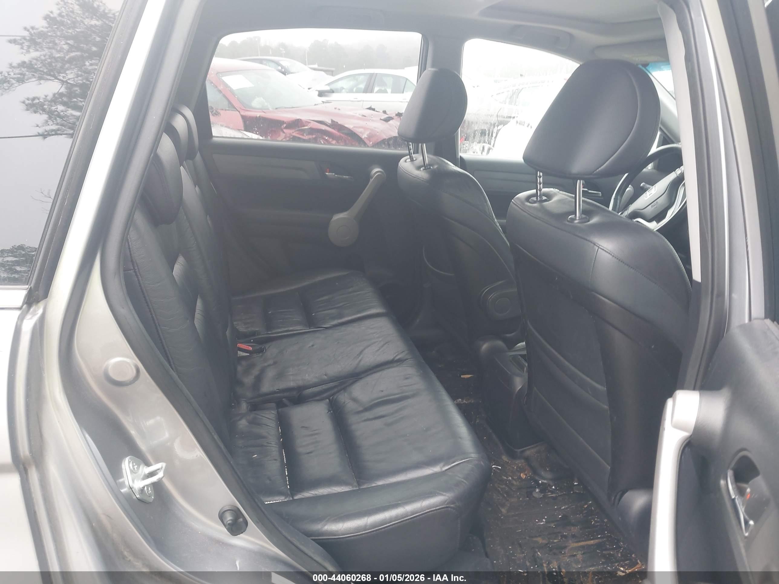 HONDA CR-V image 8