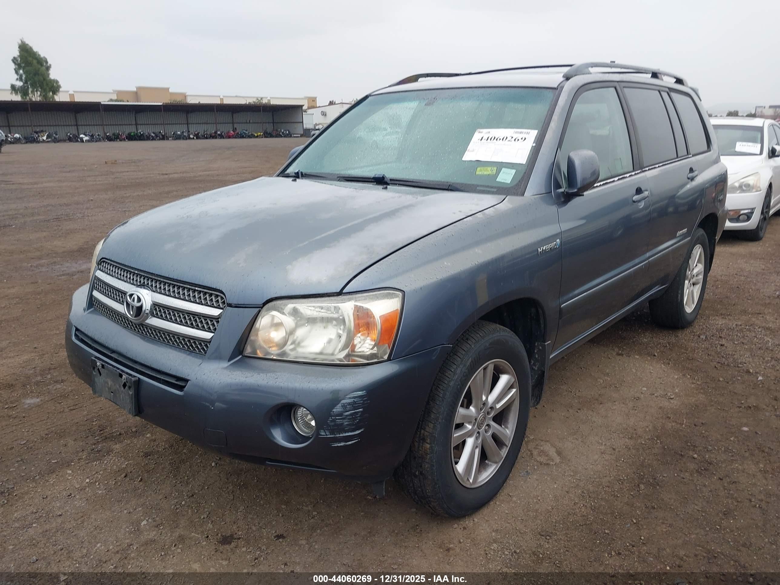 TOYOTA HIGHLANDER image 6