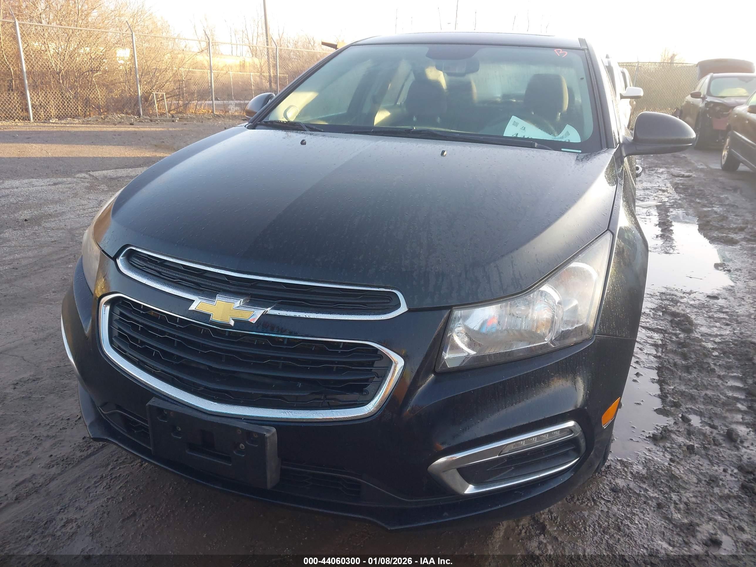 CHEVROLET CRUZE image 6
