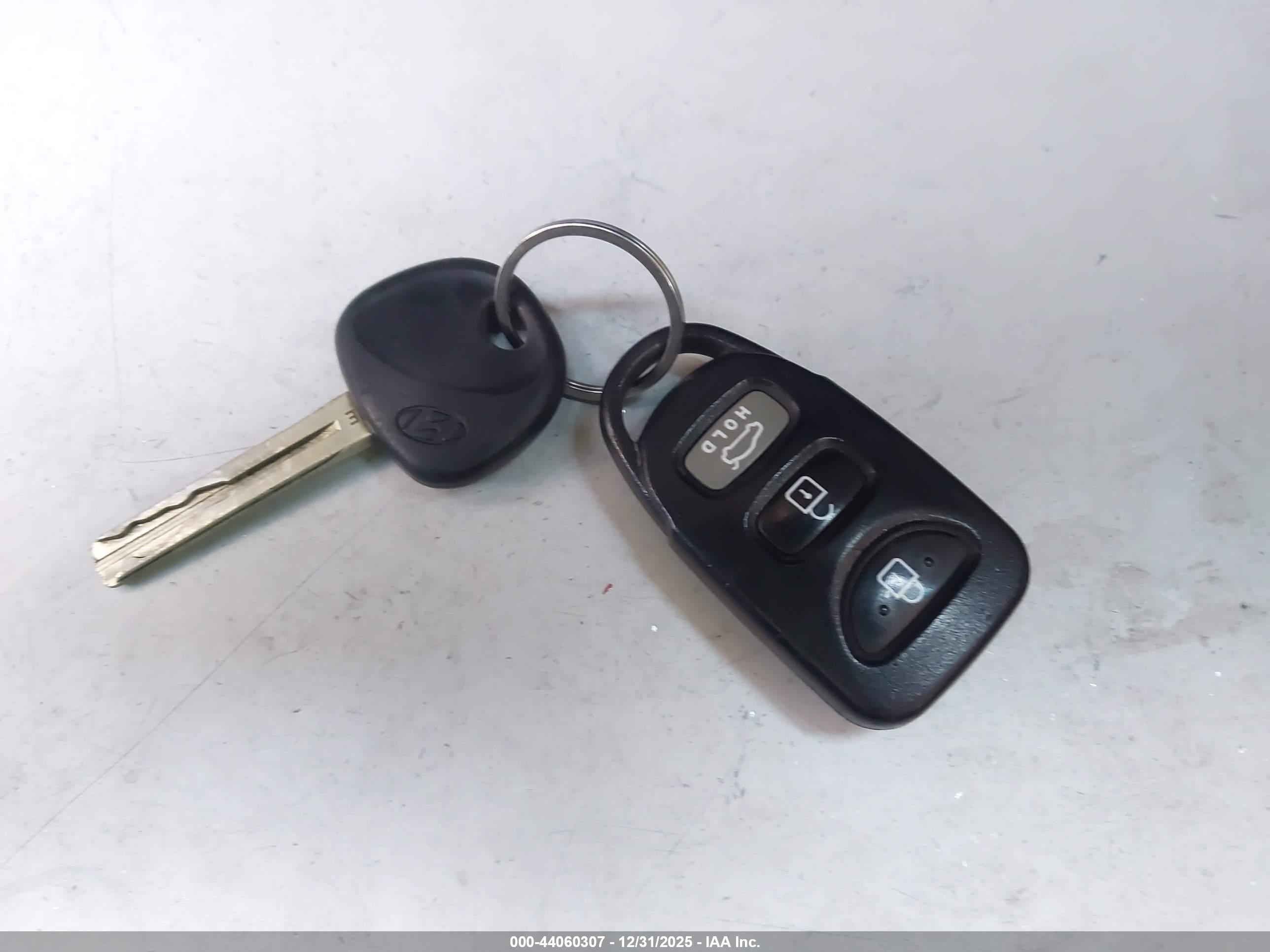 HYUNDAI SONATA image 11