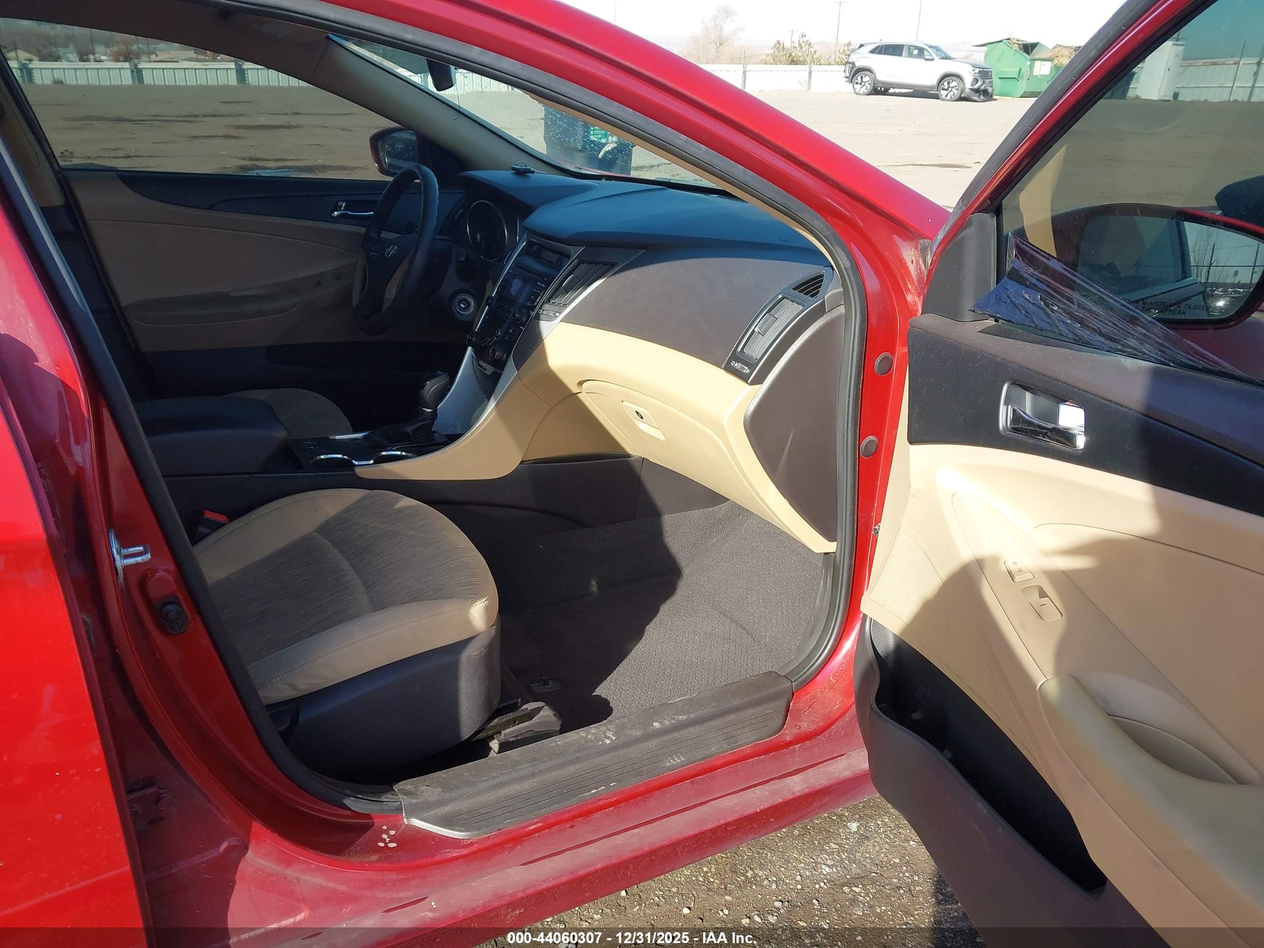 HYUNDAI SONATA image 5