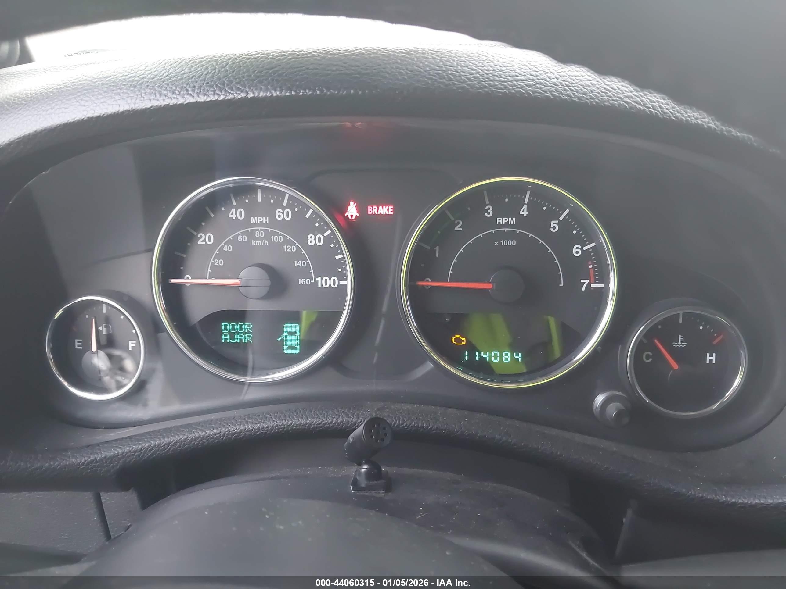 JEEP WRANGLER image 7