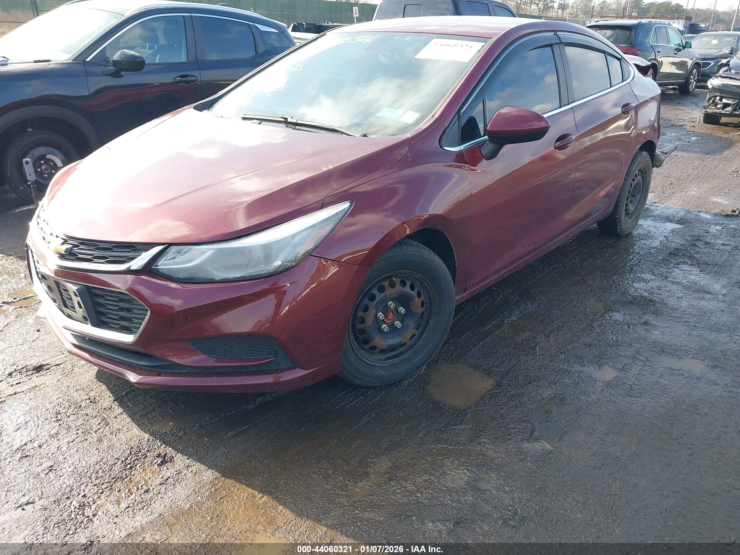 CHEVROLET CRUZE image 2