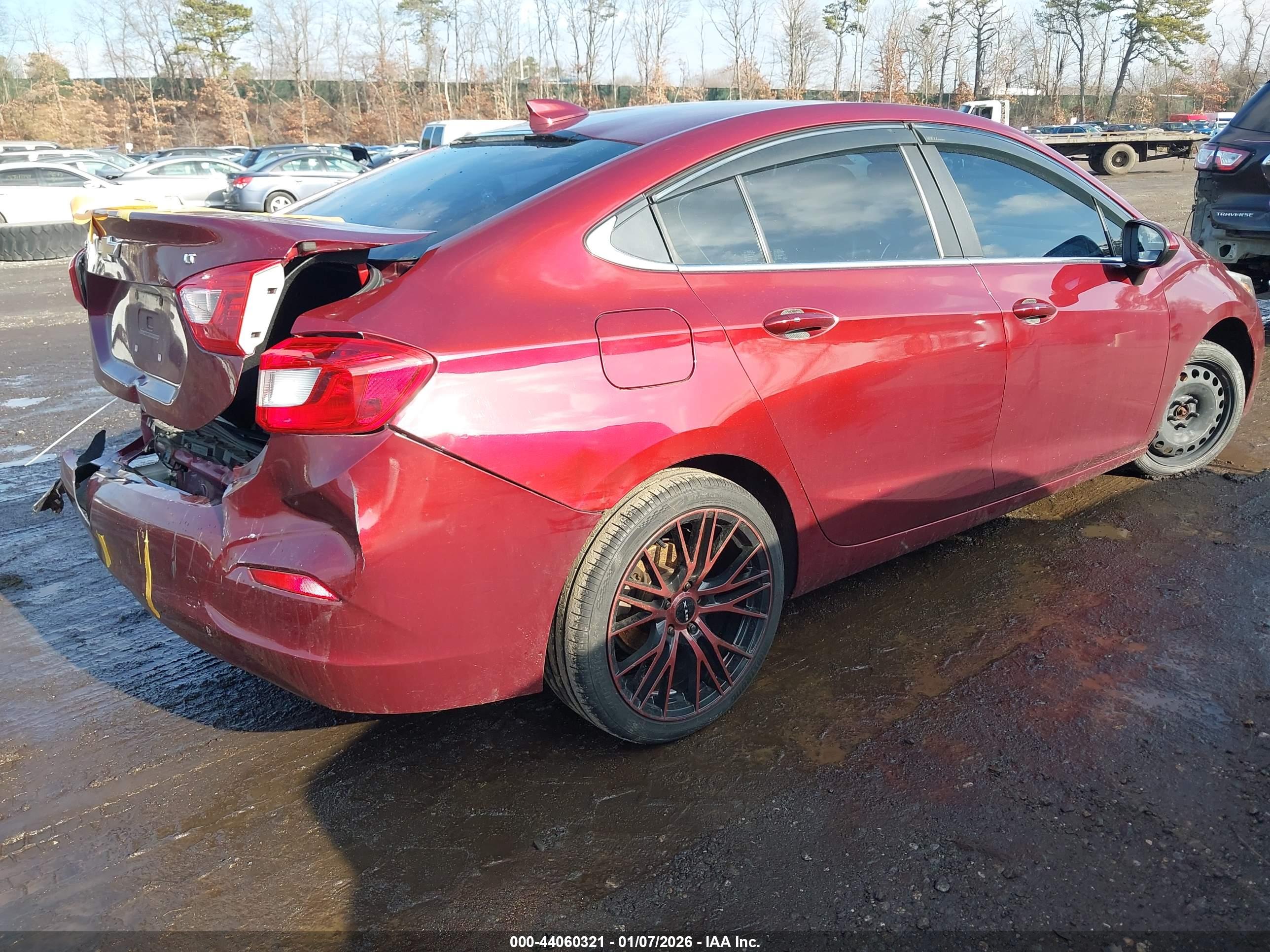 CHEVROLET CRUZE image 4