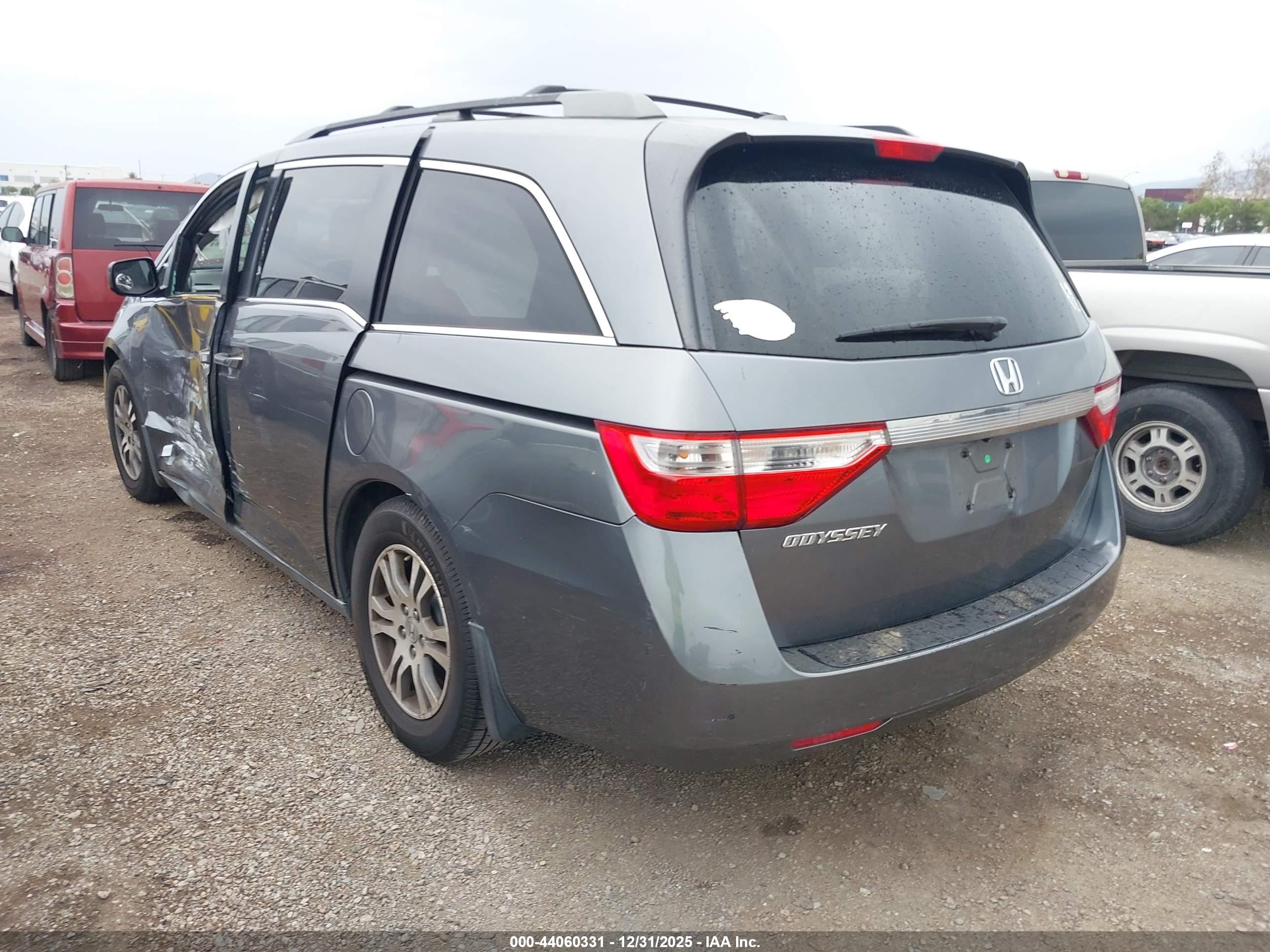HONDA ODYSSEY image 3