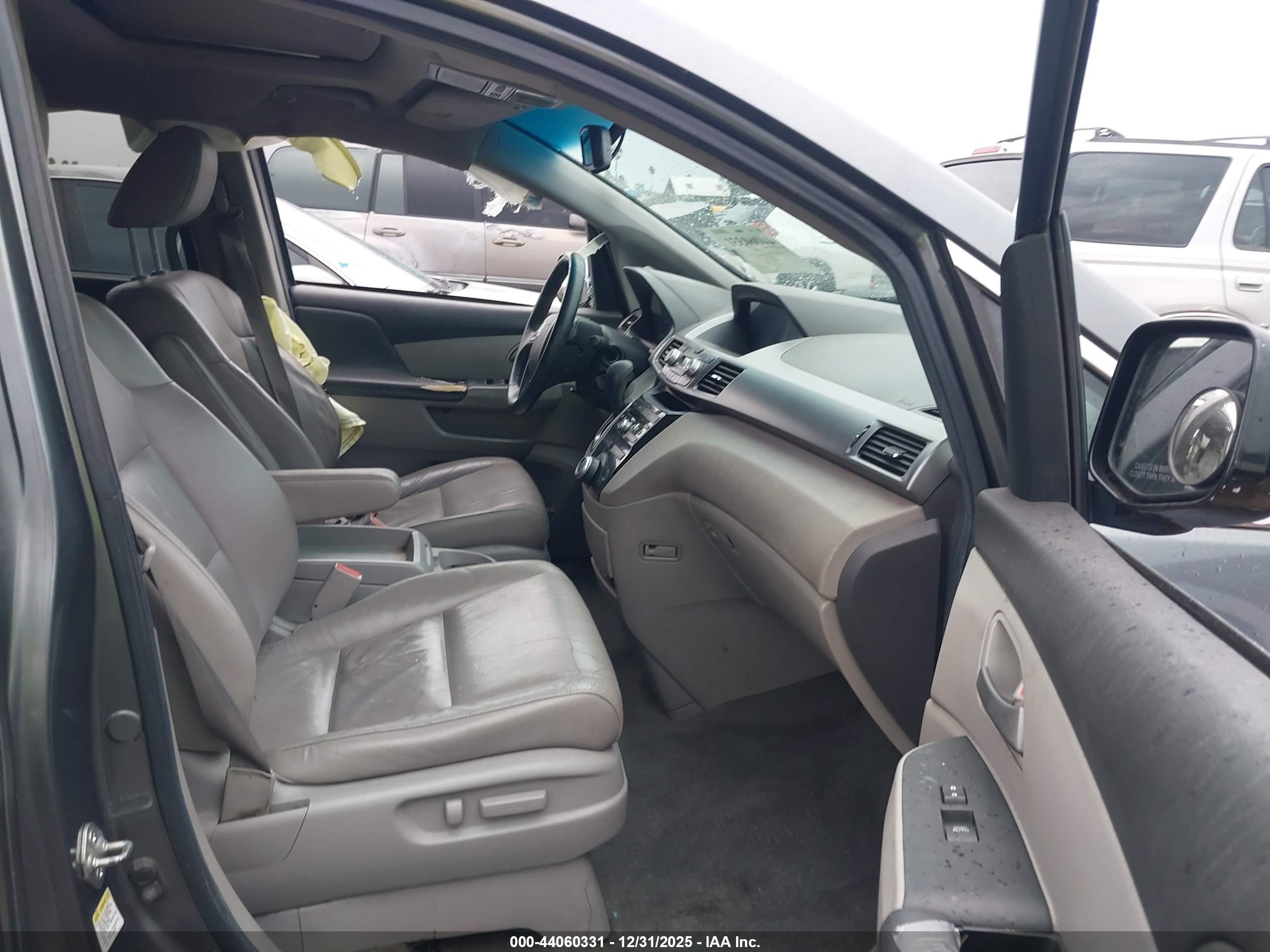 HONDA ODYSSEY image 5