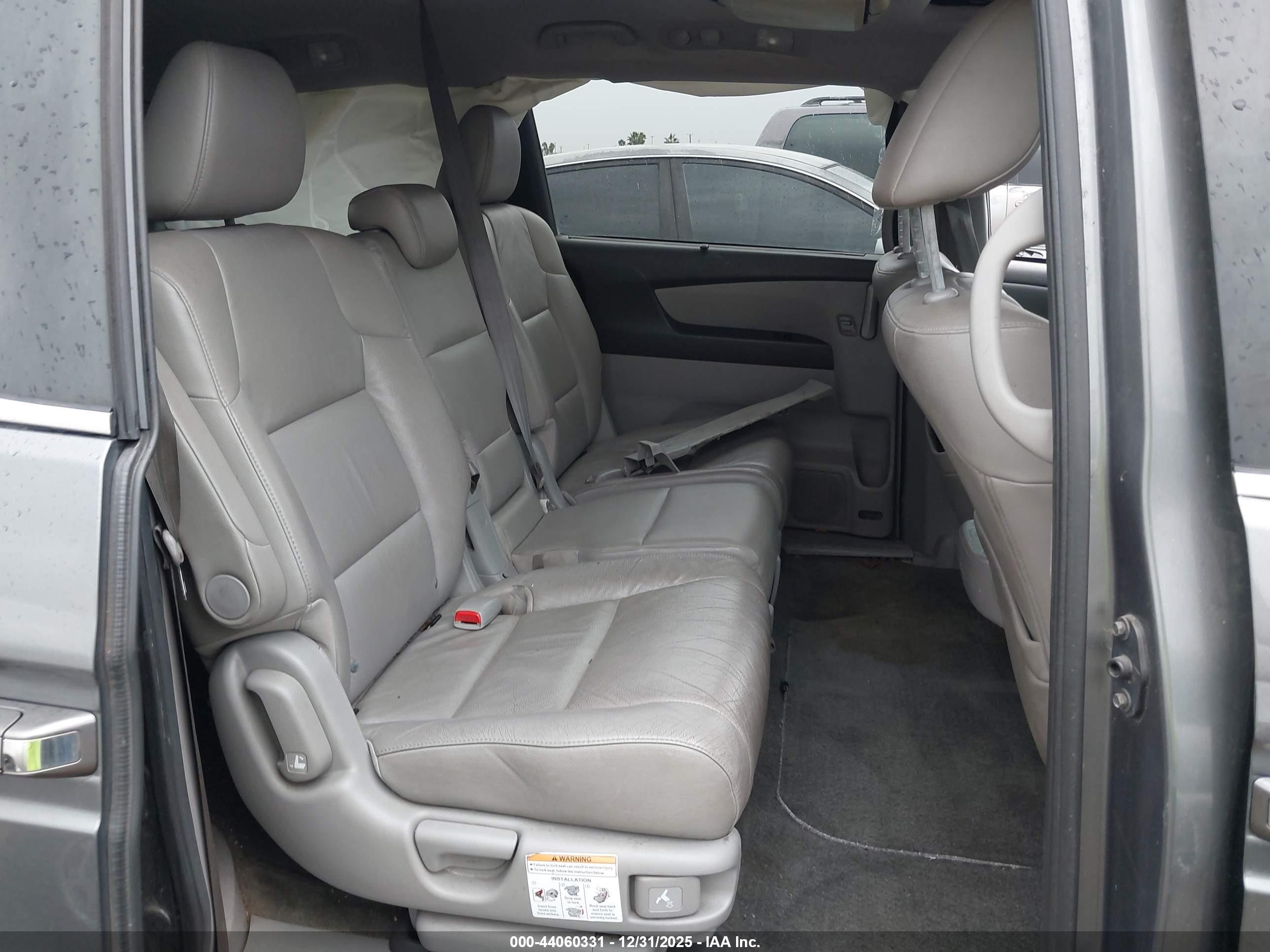 HONDA ODYSSEY image 8