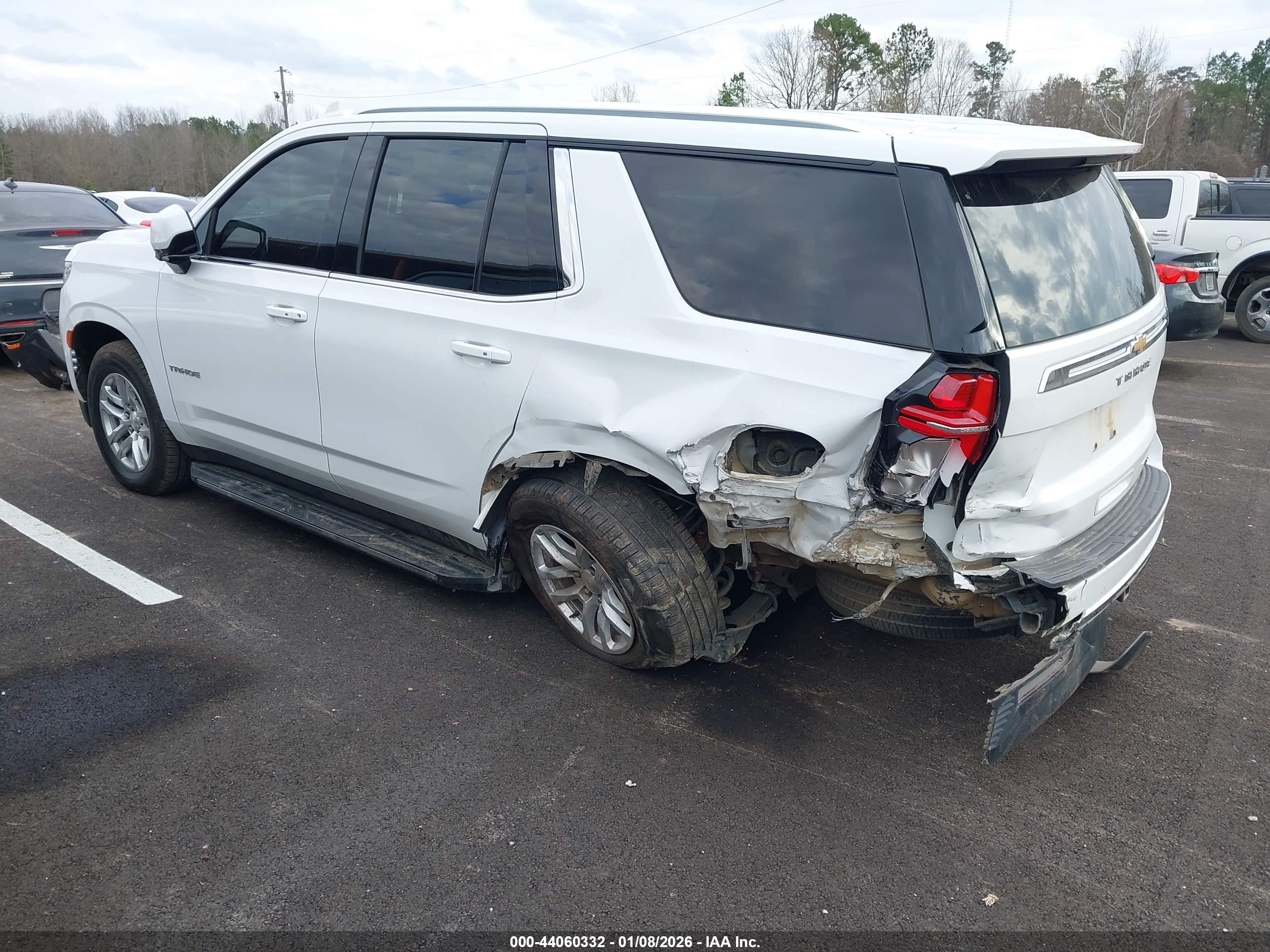 CHEVROLET TAHOE image 3
