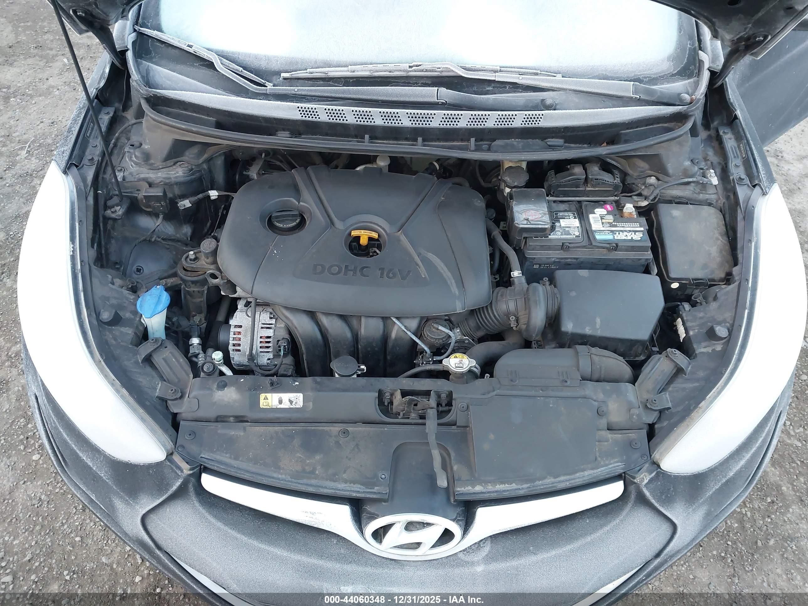 HYUNDAI ELANTRA image 10
