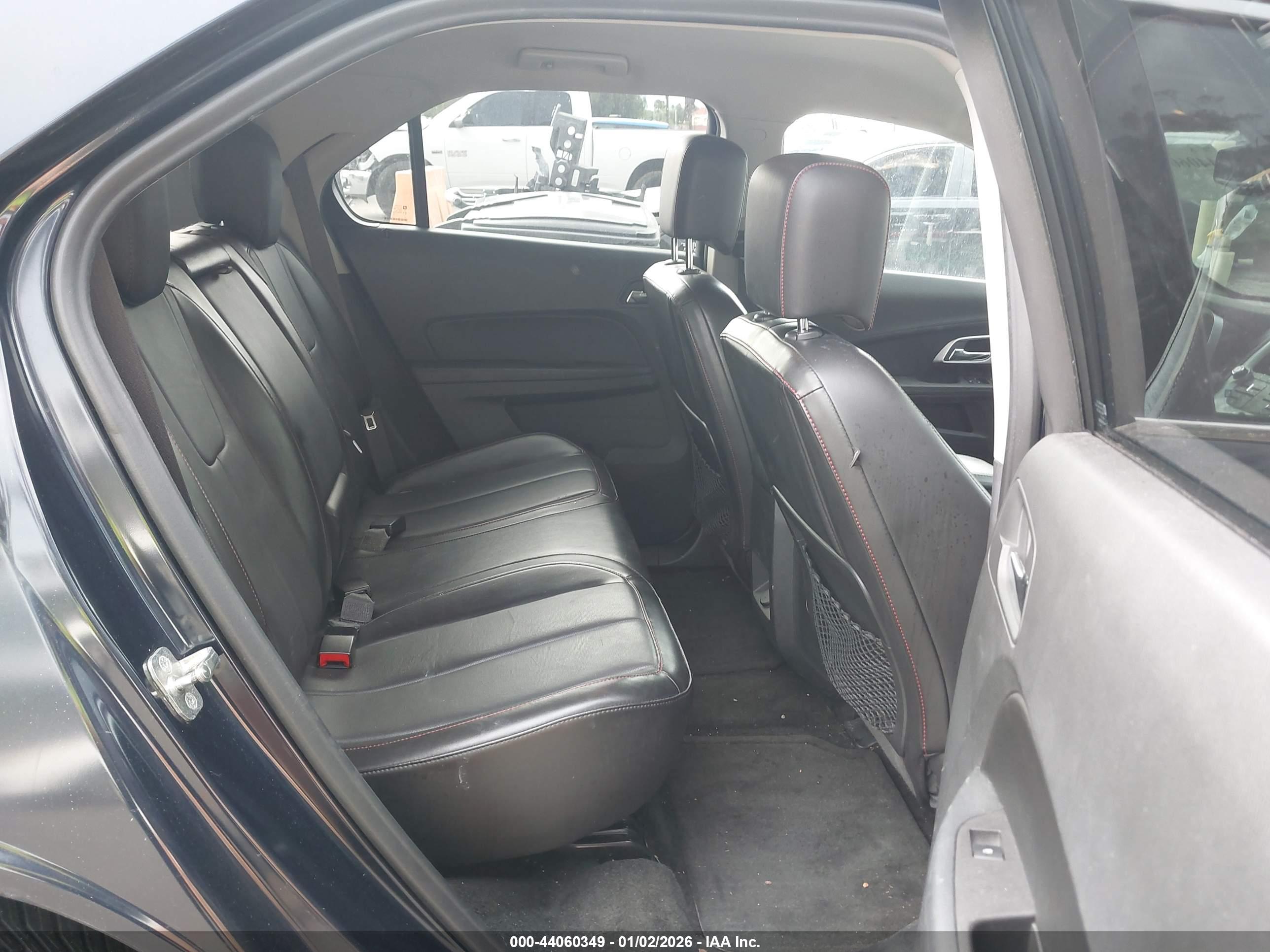 CHEVROLET EQUINOX image 8