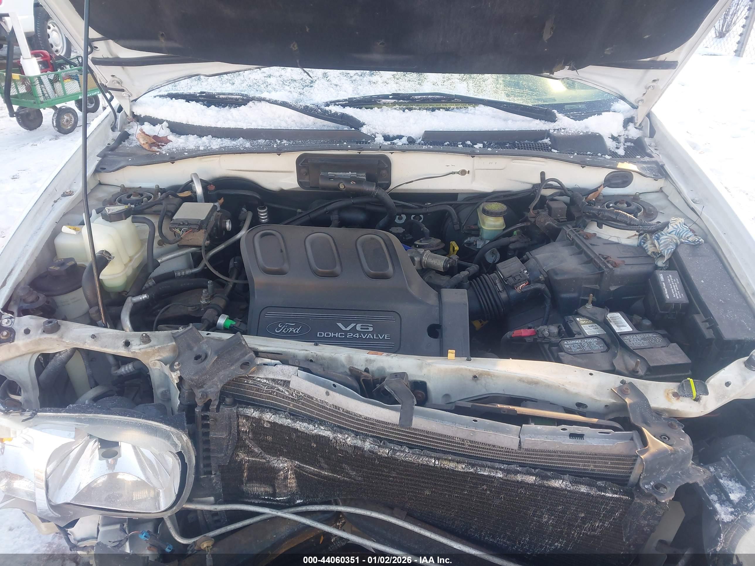 FORD ESCAPE image 10