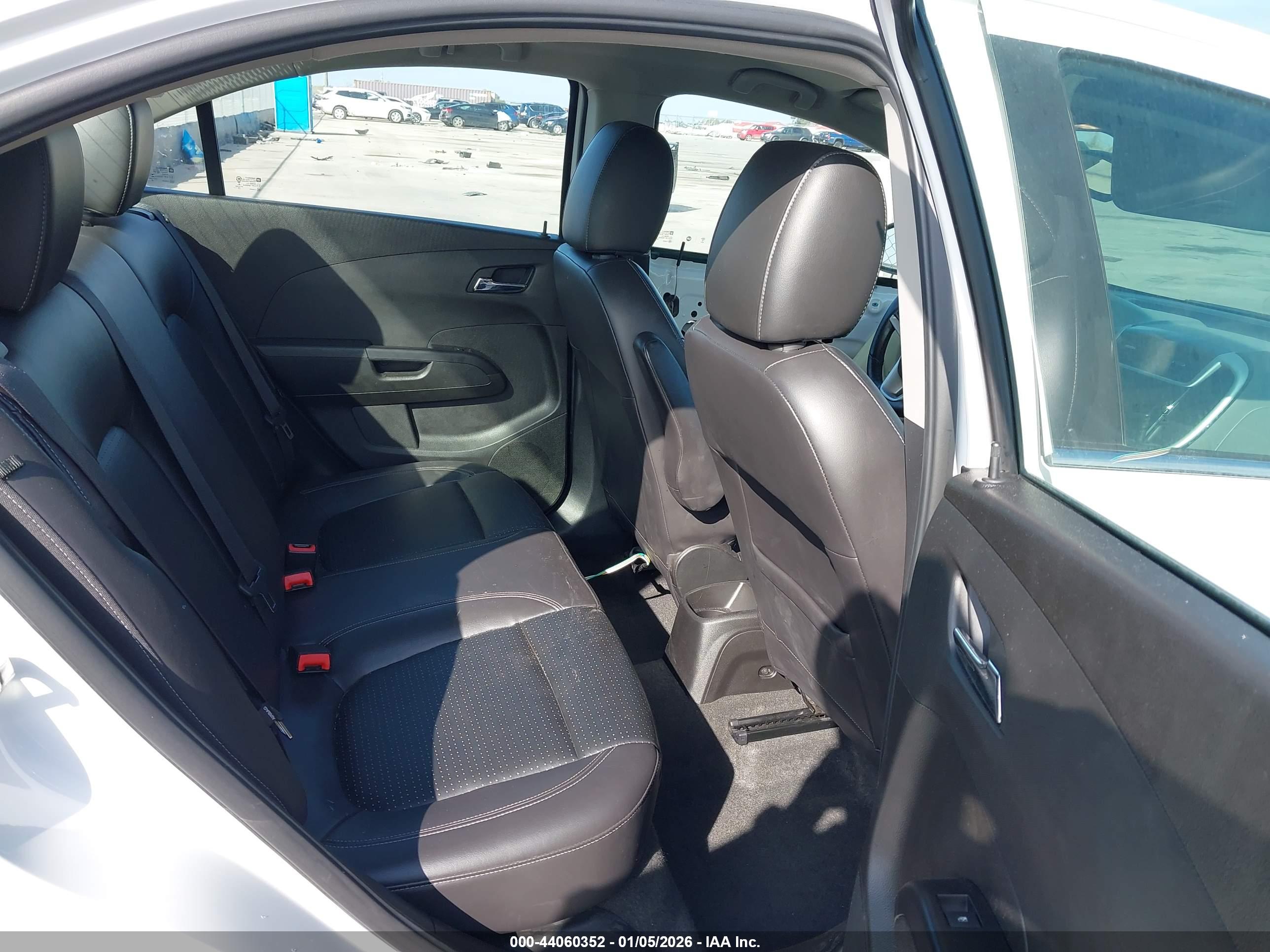CHEVROLET SONIC image 8