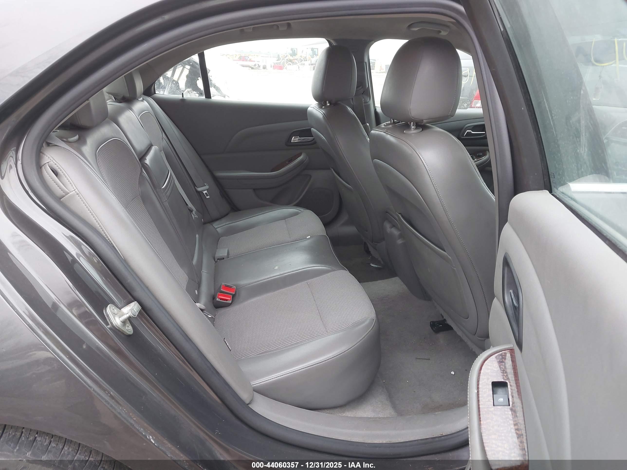 CHEVROLET MALIBU image 8