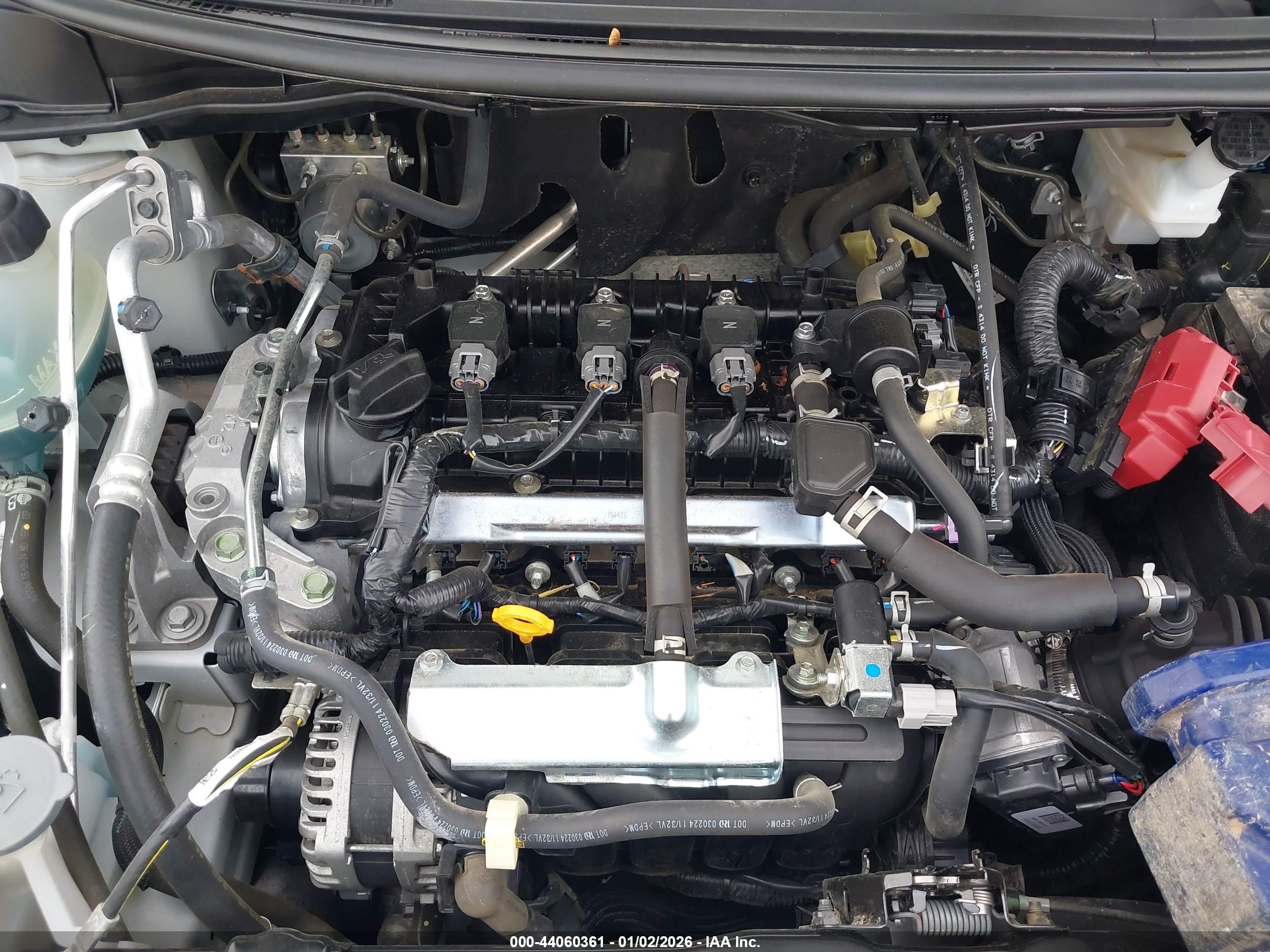 NISSAN VERSA image 10