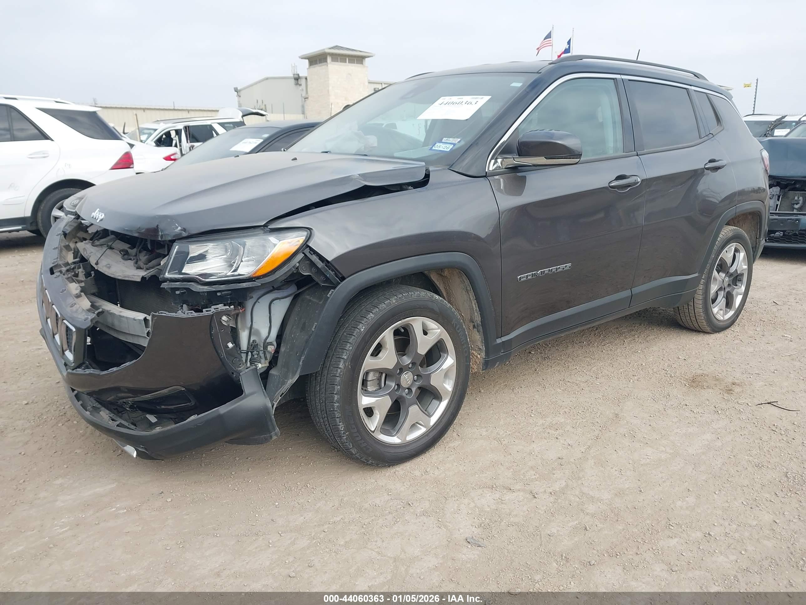 JEEP COMPASS image 2