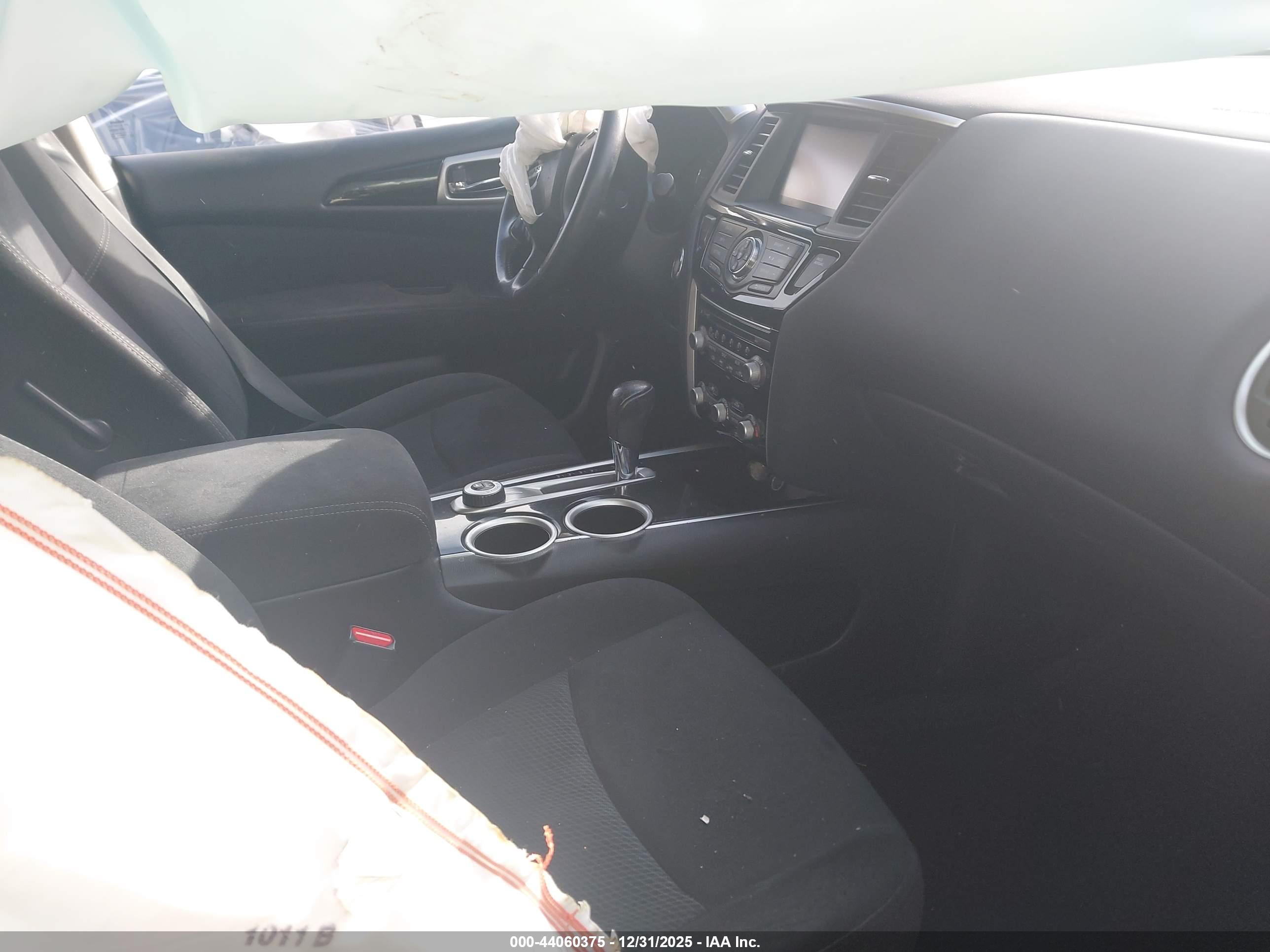 NISSAN PATHFINDER image 5