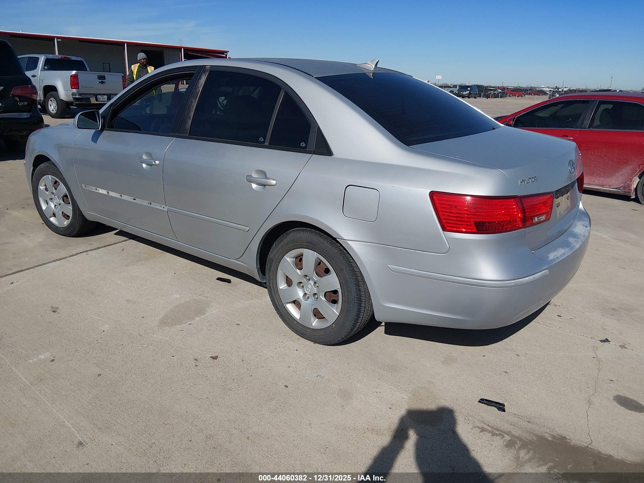 HYUNDAI SONATA image 3
